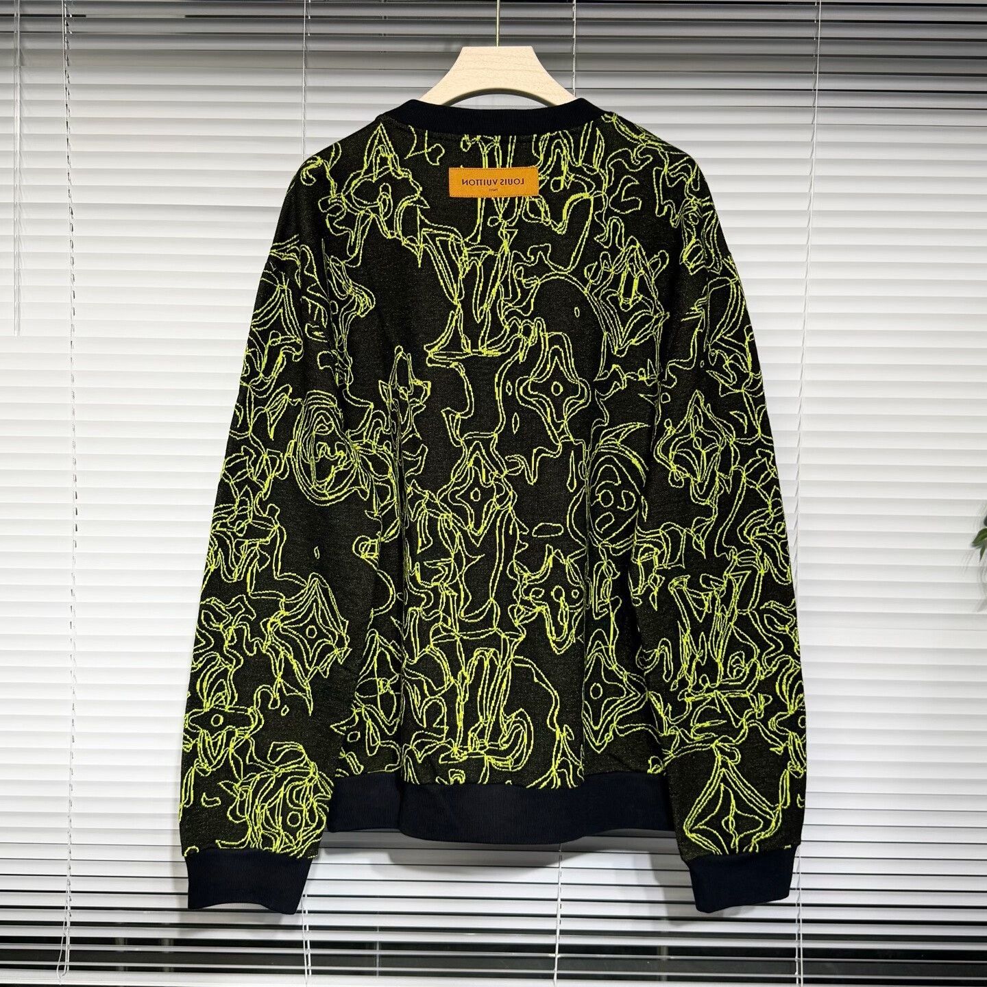 Louis Vuitton LV Intarsia Logo Sweatshirt XXL Size US XXL / EU 58 / 5 - 2 Thumbnail