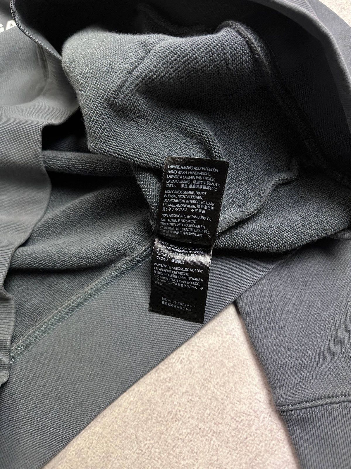 Balenciaga Balenciaga Grey Big Logo Hoodie L Size US L / EU 52-54 / 3 - 8 Thumbnail