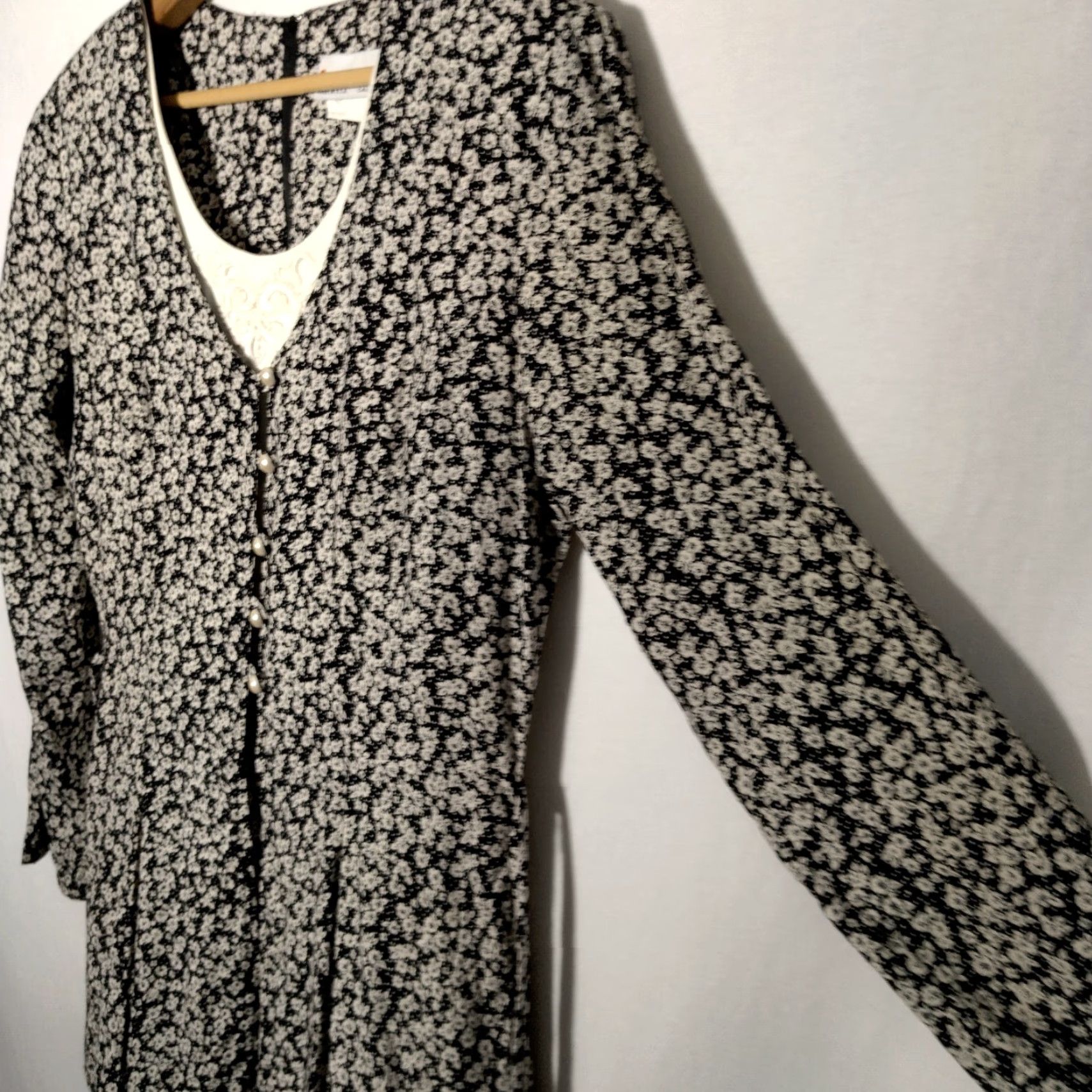 Vintage VINTAGE Just Choon Dress Shirt Adult 9 Black White 90s Tiered Midi Long Sleeve Back Zipper Belted/Gathered Womens Size M / US 6-8 / IT 42-44 - 5 Thumbnail