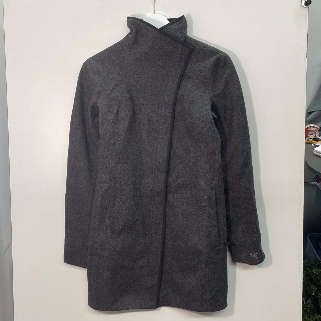 Arc'teryx Arc'teryx Women's Grey Jacket Size S / US 4 / IT 40 - 1 Thumbnail
