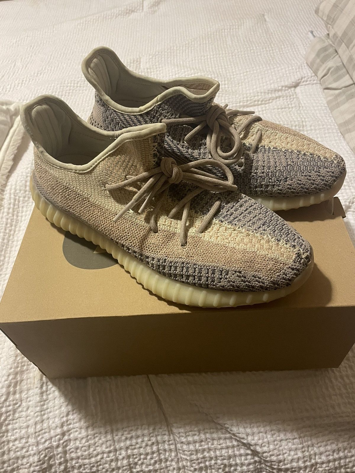 Adidas Yeezy Boost 350 V2 Ash Pearl Size US 11 / EU 44 - 1 Thumbnail