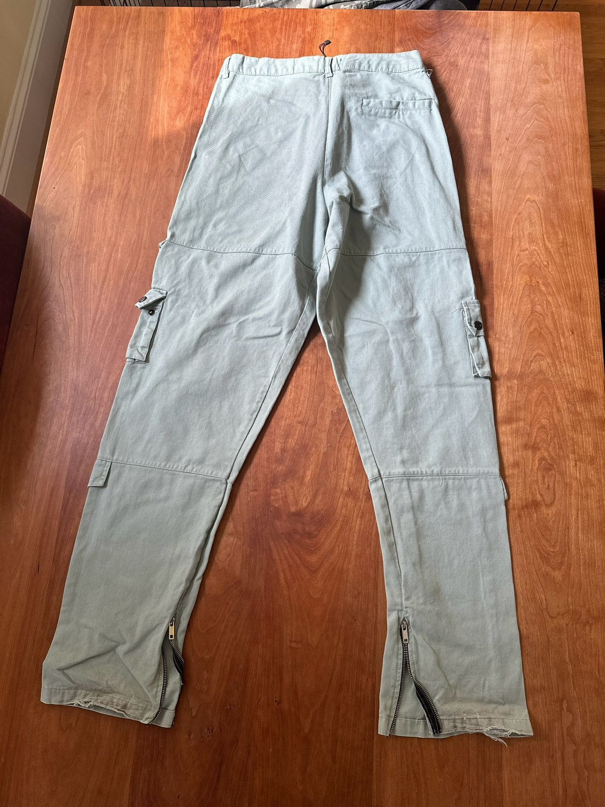Boohoo BooHooMan Baggy Cargos light green Size US 36 / EU 52 - 3 Thumbnail