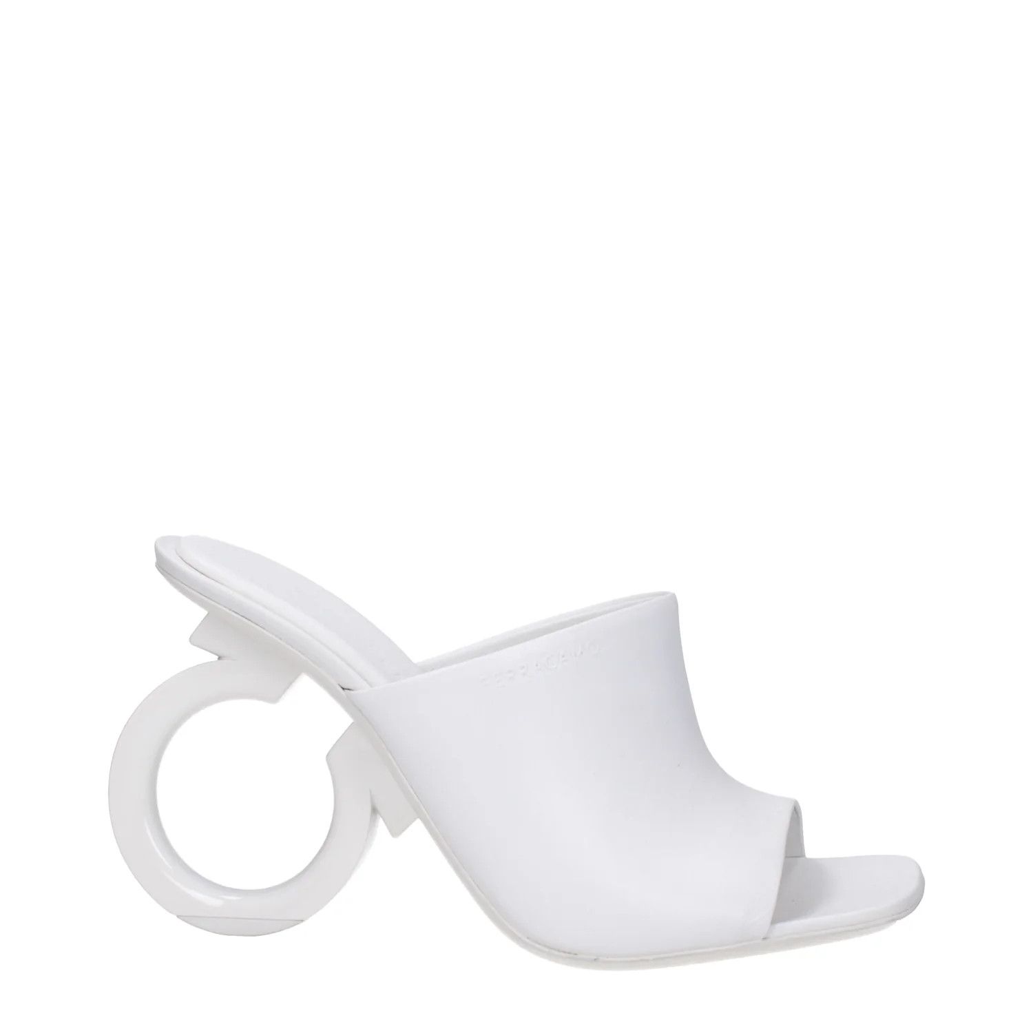 Salvatore Ferragamo ob1o1e1224 Leather Sandals in White Size US 9 / IT 39 - 1 Thumbnail