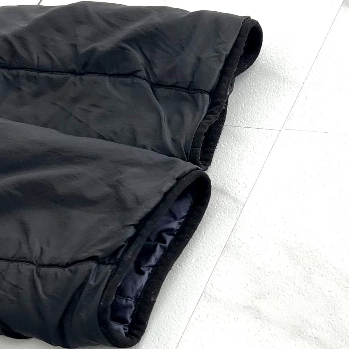Vintage VINTAGE Old Stussy Reversible Nylon Down Jacket Black S Unisex Size US S / EU 44-46 / 1 - 5 Thumbnail