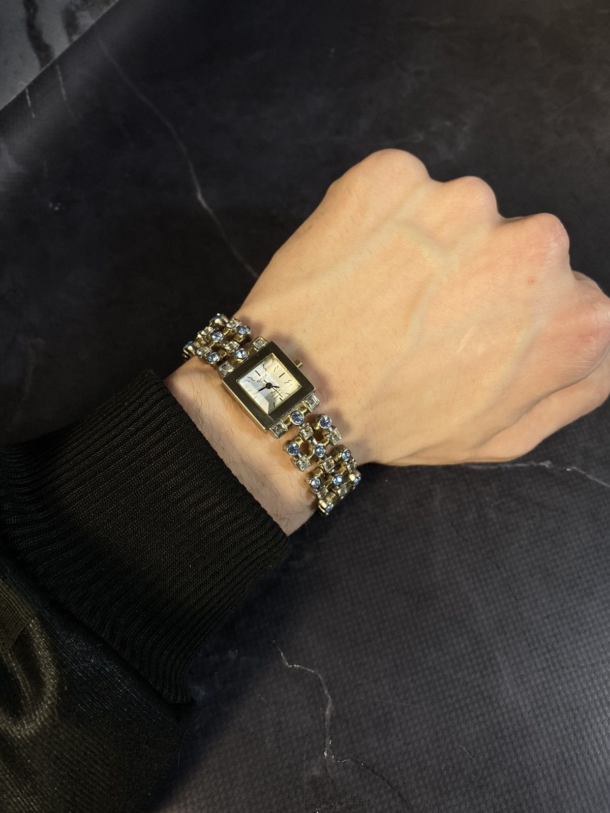 Japanese Brand × Vintage Elegant Quartz Crystal Watch Japanese Brand Size ONE SIZE - 8 Thumbnail