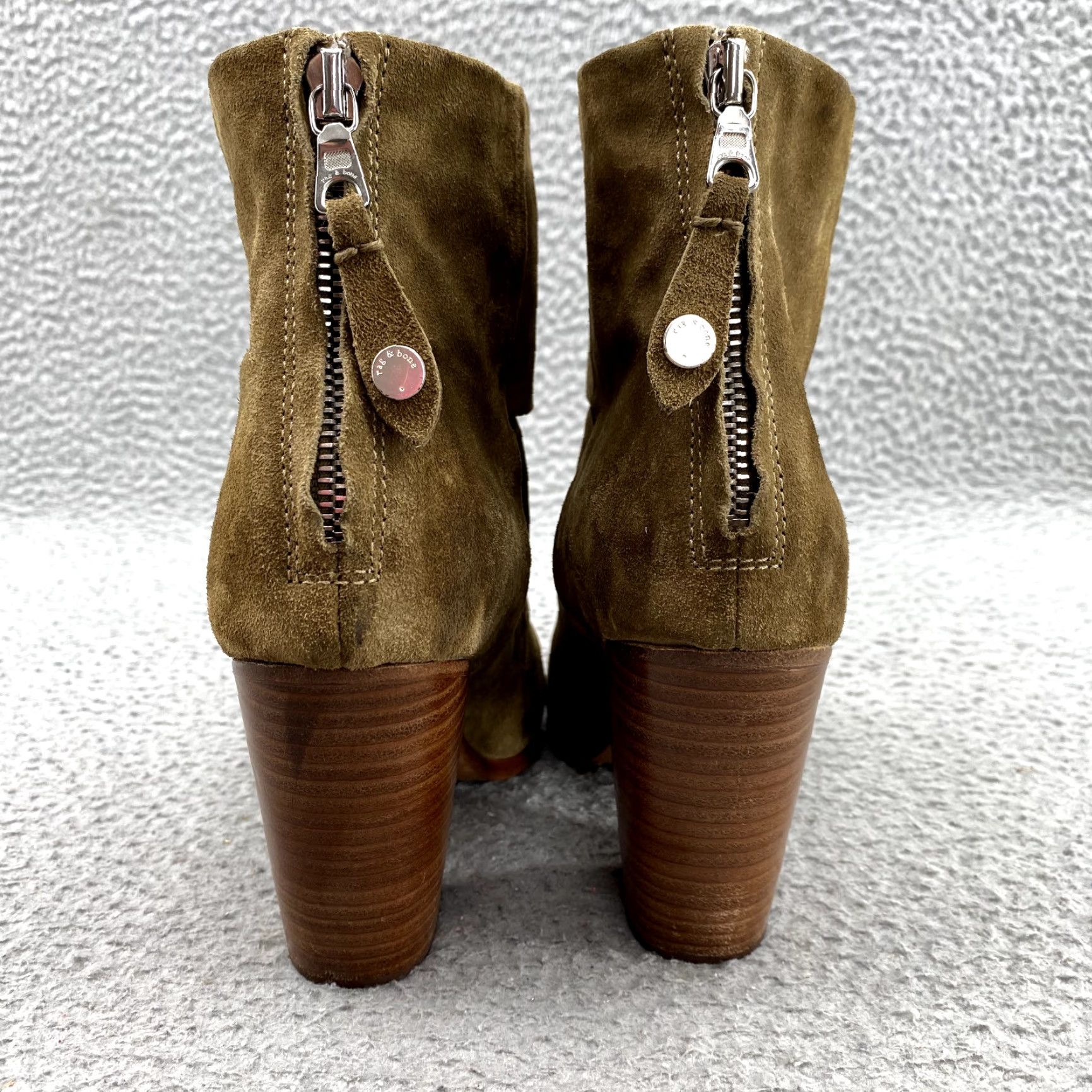 Rag & Bone rag & bone Newbury Boots Women's 39/8.5 Brown Suede Ankle Classic Boho Academia Boots Brown Suede Women 39/8.5 Size US 9 / IT 39 - 5 Thumbnail