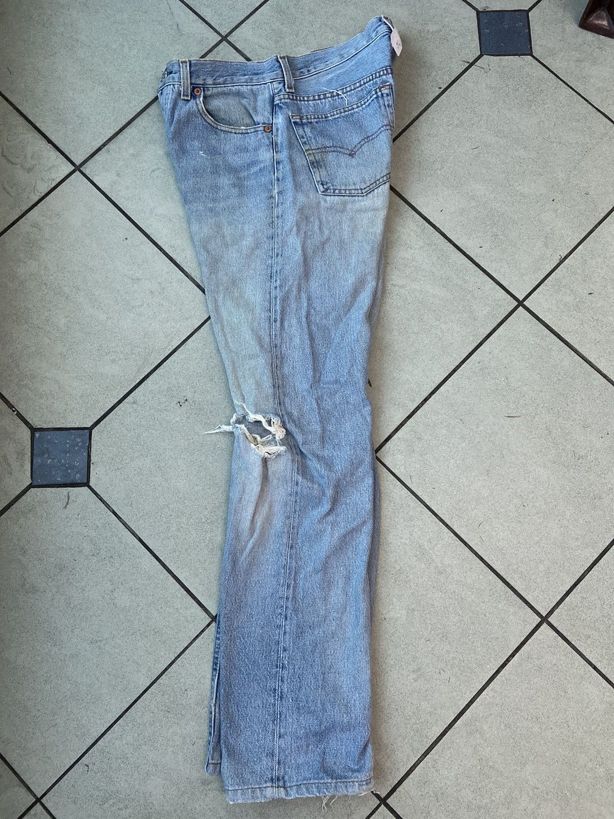 Levi's Vintage Levis Top Button 555 Size US 29 - 2 Thumbnail