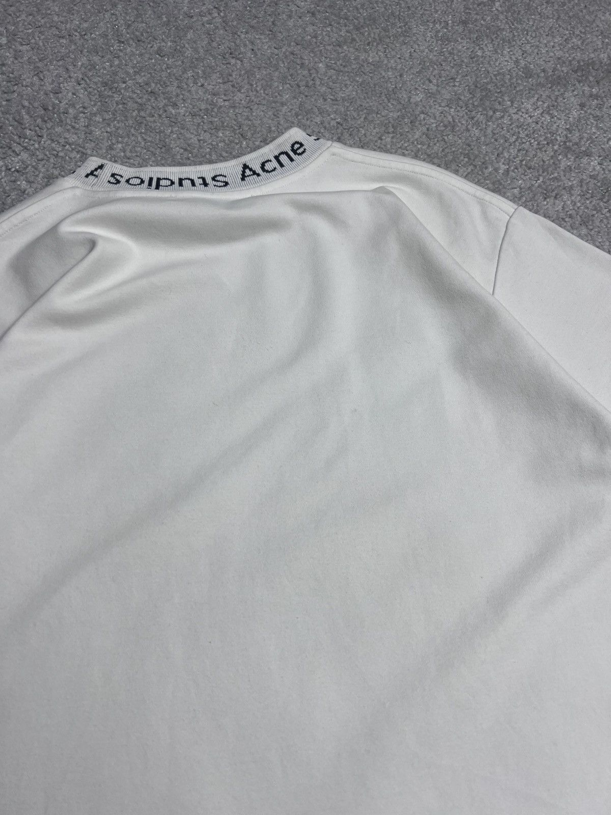 Acne Studios Acne Studios Navid Neck Logo White T Shirt Size M Size US M / EU 48-50 / 2 - 7 Thumbnail