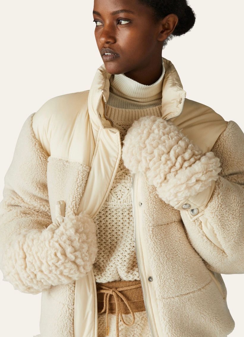 Loro Piana o1srvl11e0325 FAN4299 Size: OS / Gloves in Cream Size ONE SIZE - 2 Thumbnail