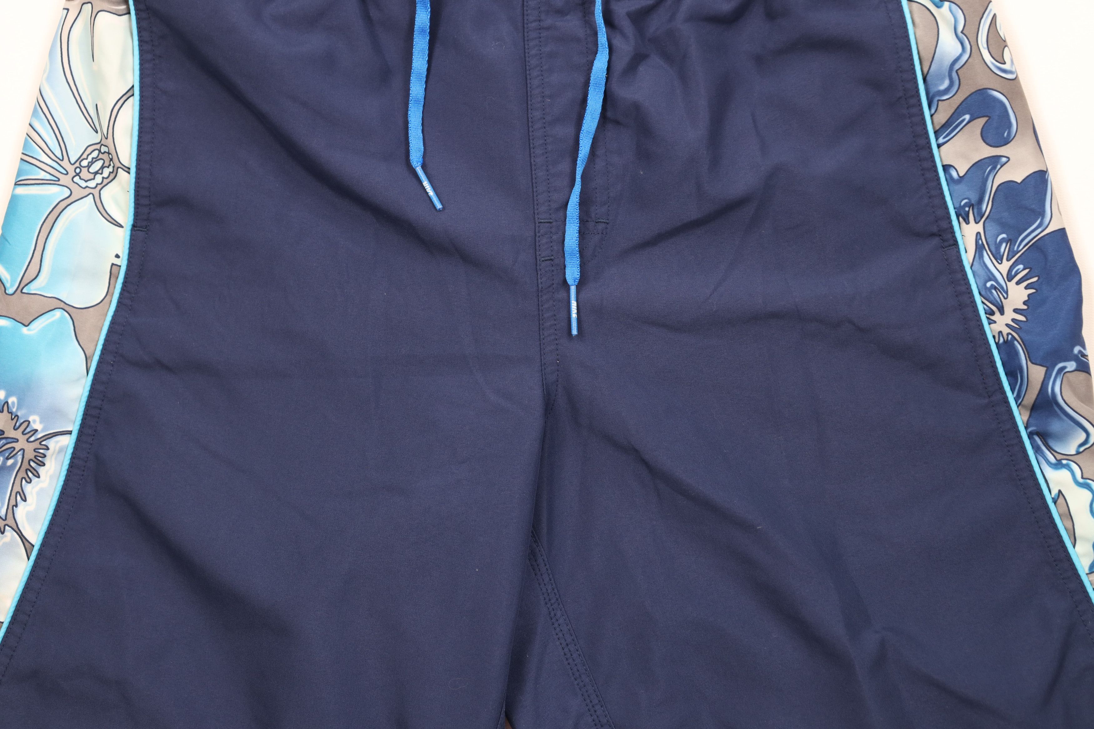 Nike Vintage Nike Travis Scott Mini Swoosh Lined Shorts Trunks Size US 32 / EU 48 - 3 Thumbnail