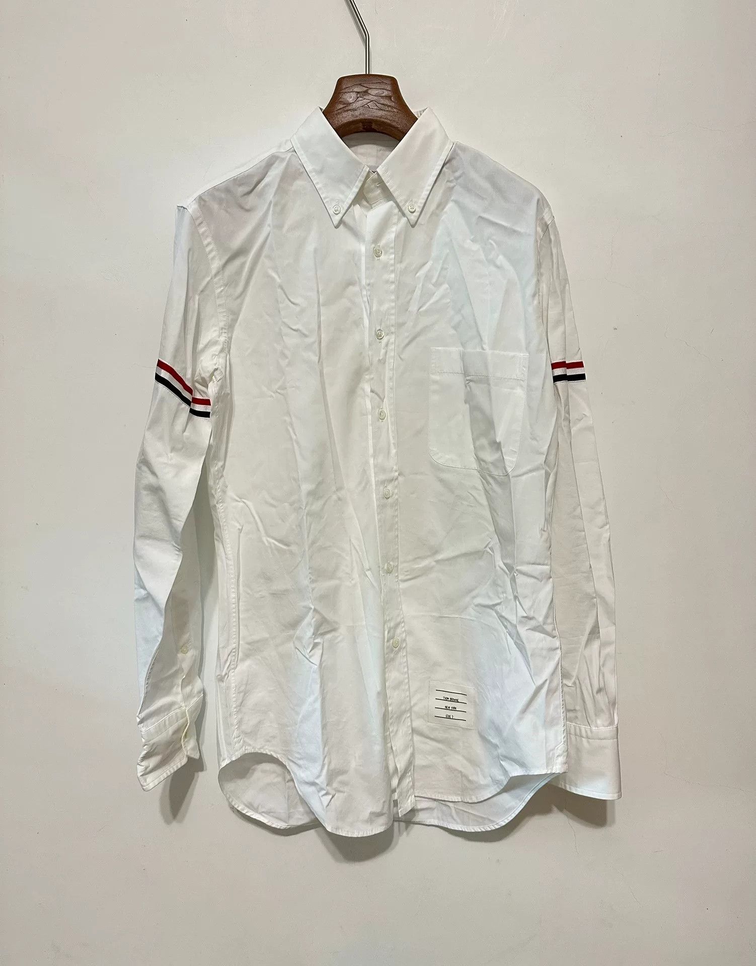 Thom Browne Thom Browne Classic Cuff Logo Shirt Size US M / EU 48-50 / 2 - 1 Thumbnail