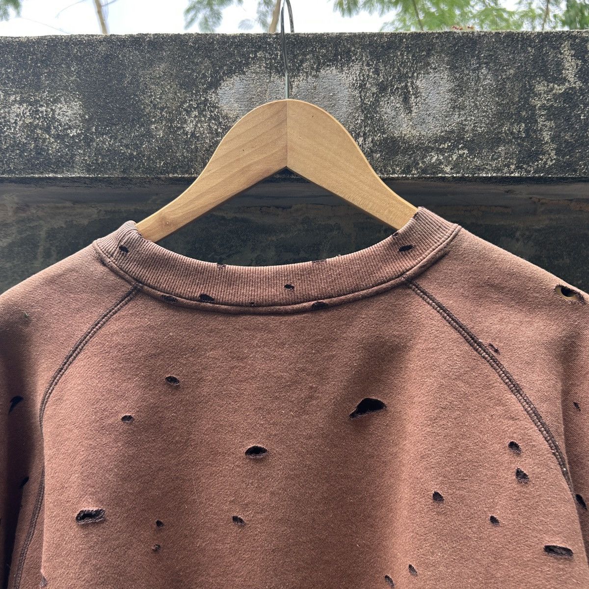 Russell Athletic × Vintage Vintage Thrashed Sun Faded Discus Athletic Brown 🍫 Size US L / EU 52-54 / 3 - 8 Thumbnail