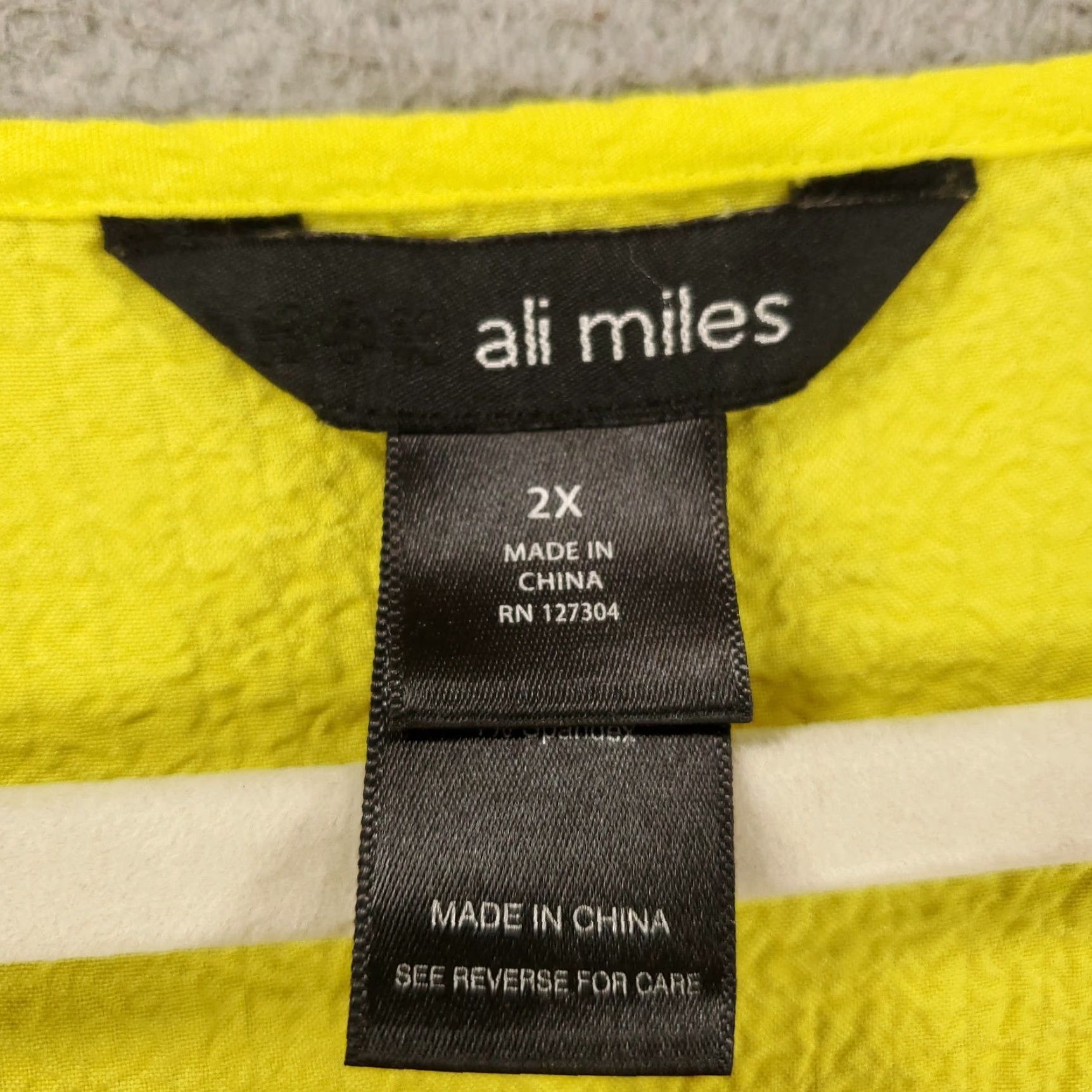 Vintage Ali Miles Top 2X Womens Blouse Tunic Long Sleeve Button Accents Yellow Crinkle Texture Pattern Solid Size XXL / US 16-18 / IT 52-54 - 5 Thumbnail