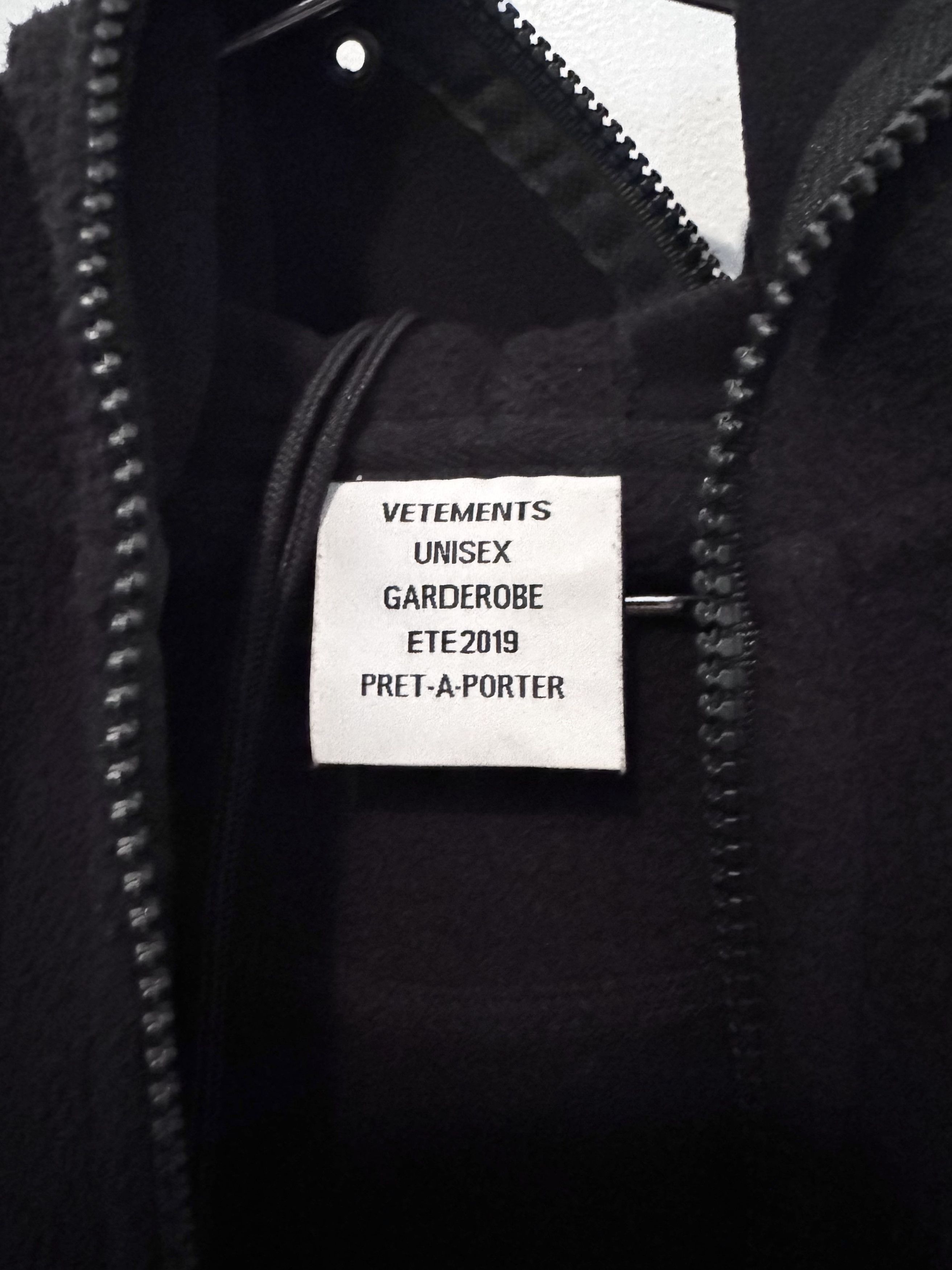 Vetements Vetements SS 19 Gimp Mask Fleece Zip-Up Hoodie Size US L / EU 52-54 / 3 - 5 Thumbnail