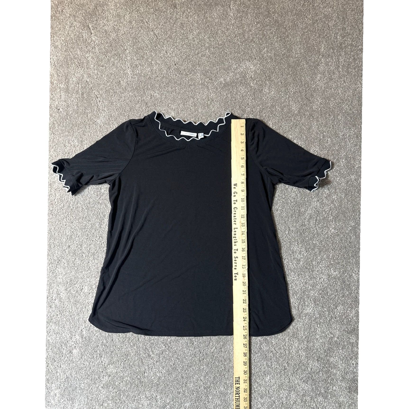 Vintage Susan Graver Blouse L Casual Women Round Neck Short Sleeve Solid Jersey Polyester Blend Black Vintage No Size L / US 10 / IT 46 - 3 Thumbnail