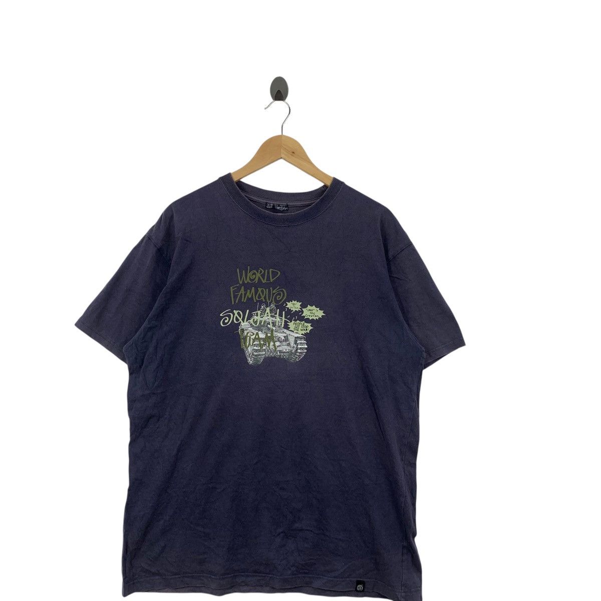 Vintage Vintage World Famous Social Team Graphic Streetwear Tee Size US L / EU 52-54 / 3 - 5 Thumbnail