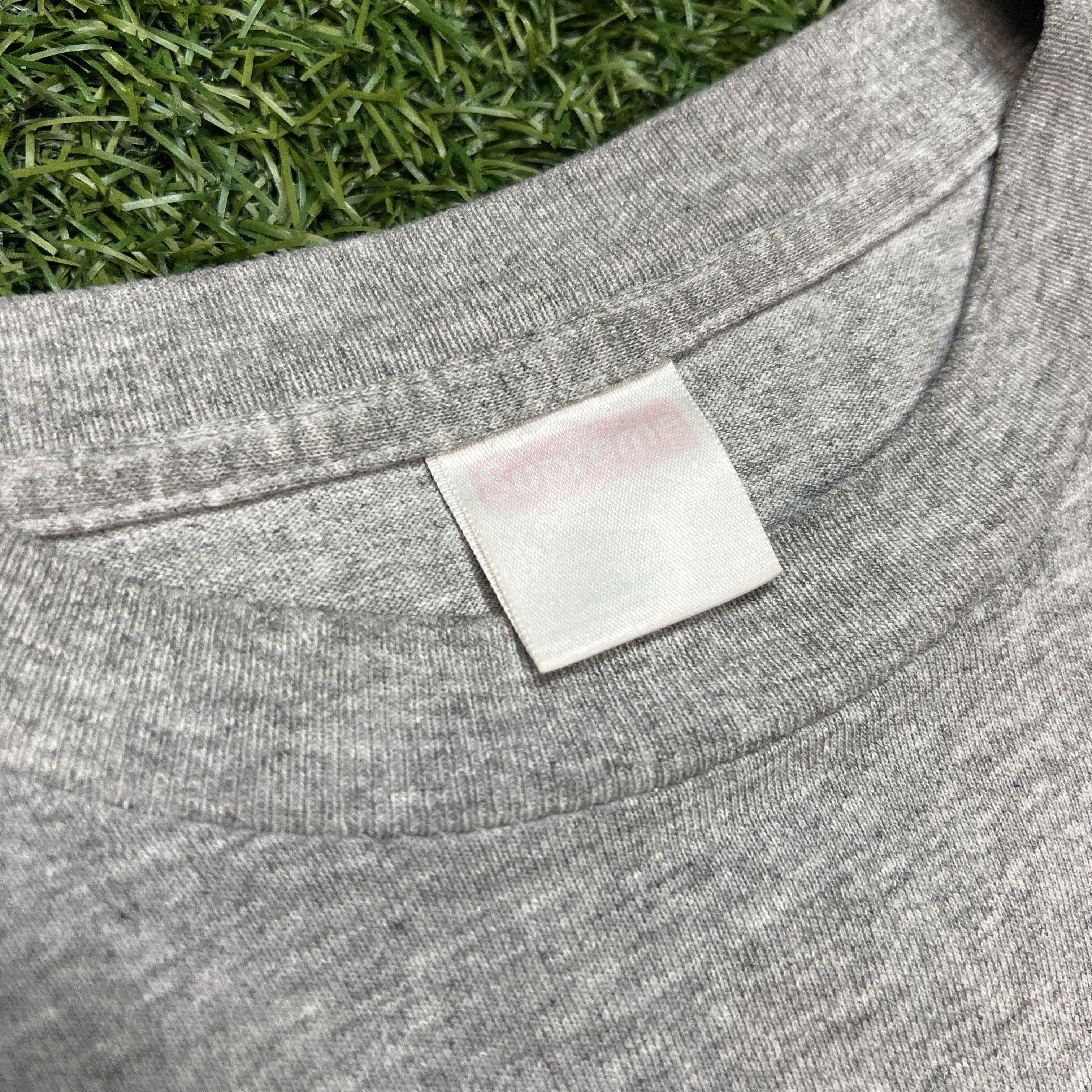 Supreme Supreme "Gucci" 2000 Box Logo Grey Tee Size Size XL Rare Size US XL / EU 56 / 4 - 5 Thumbnail
