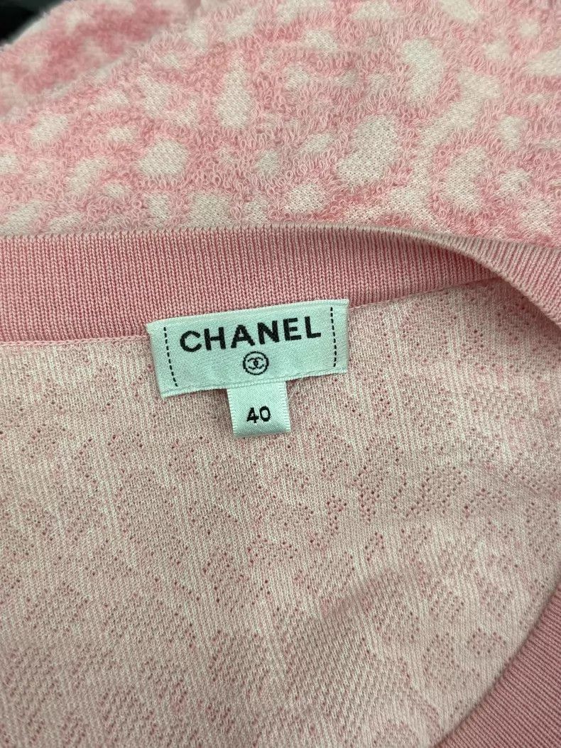 Chanel Chanel Pink embossed camellia dress Size S / US 4 / IT 40 - 4 Thumbnail