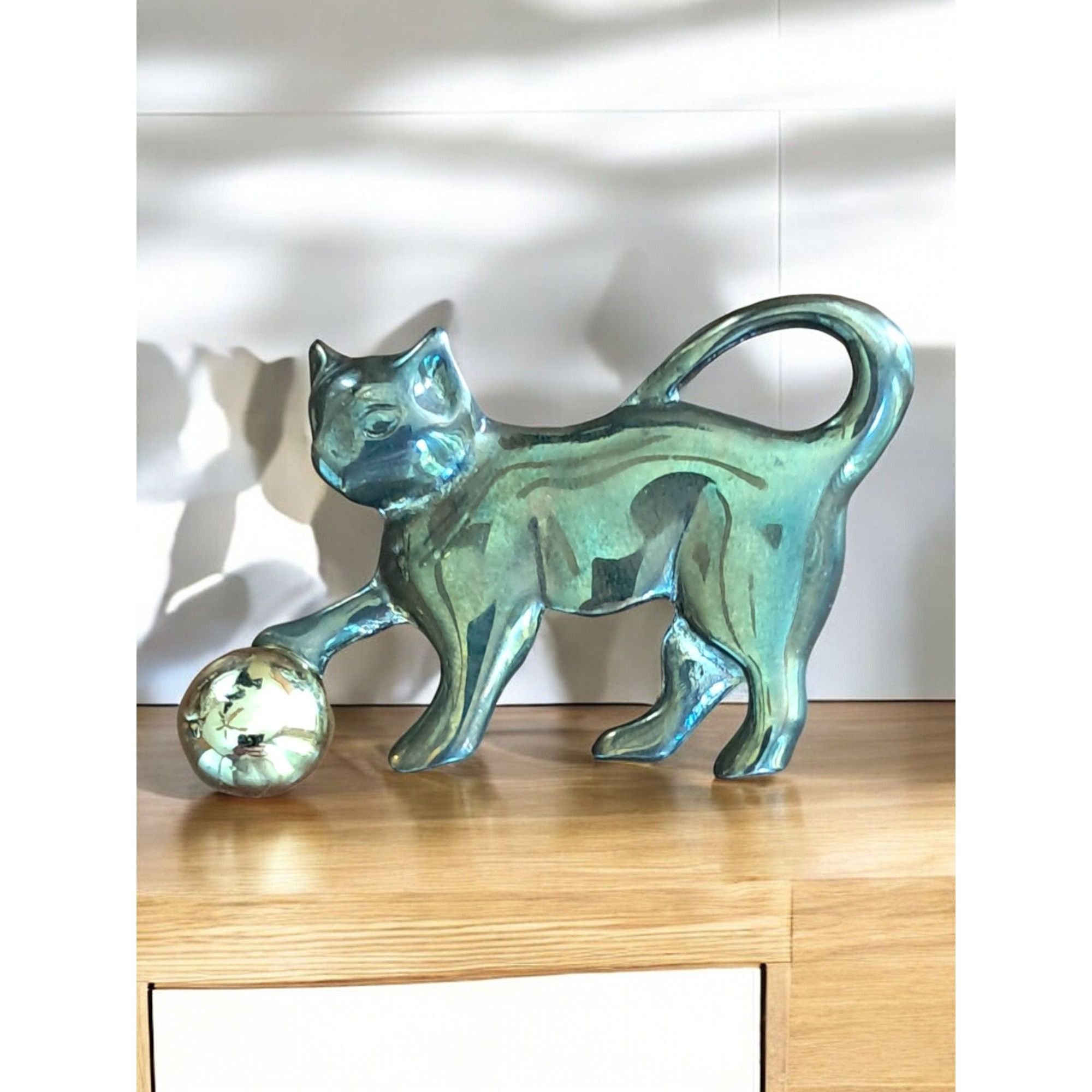 Other Vintage 1980's Tibetan Silver Gold Toned Cat Playing With A Size ONE SIZE - 1 Thumbnail