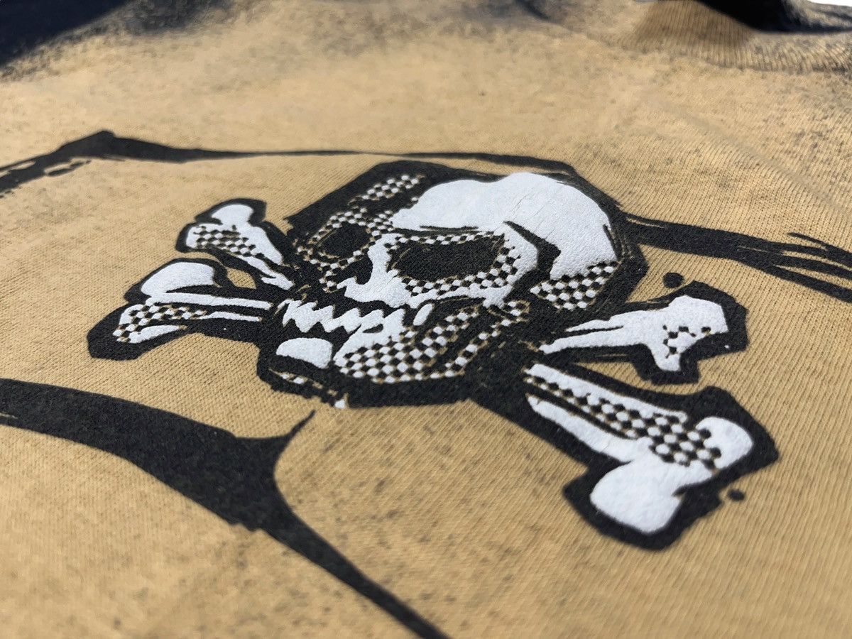 Vintage Vintage 1989 Smoking Skeleton Motorcycle T-shirt Size US L / EU 52-54 / 3 - 4 Thumbnail
