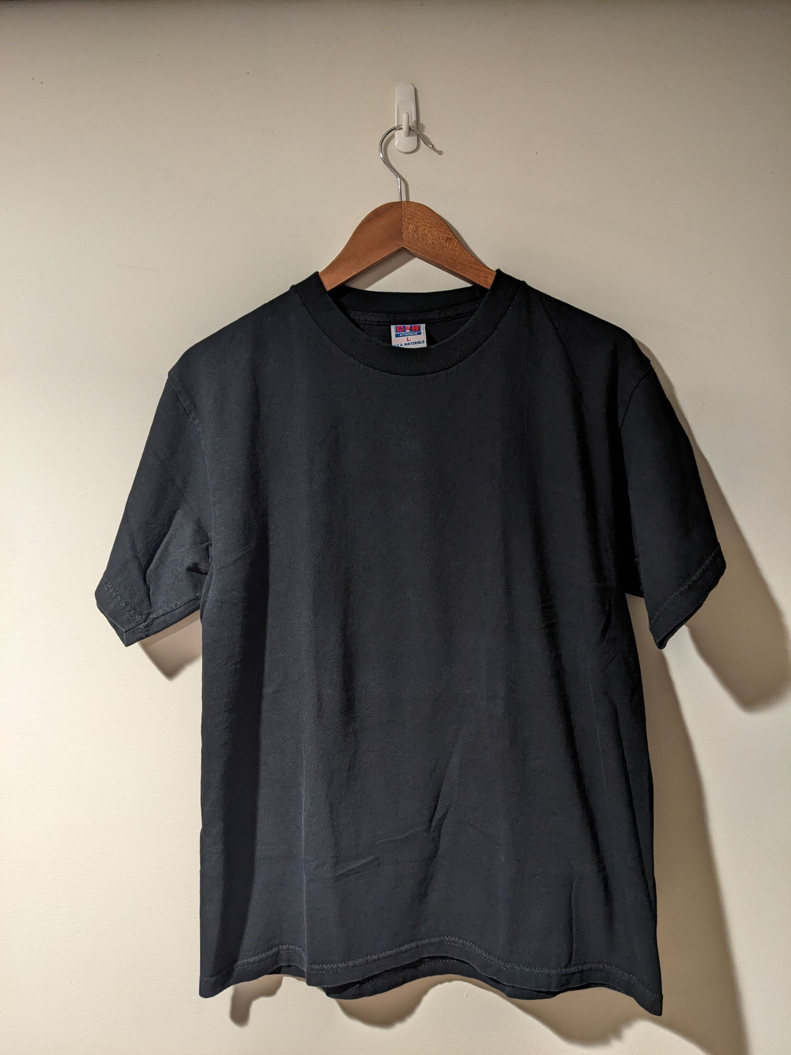 Vintage Vintage Y2K In God's Hands Pray Religion Black Large T-Shirt Size US L / EU 52-54 / 3 - 3 Thumbnail