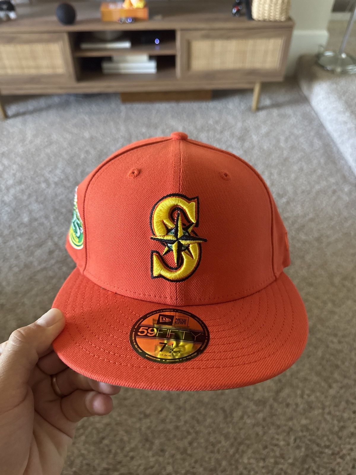 New Era Mariners Limited Edition 25th Anniversary Fitted Cap 7 1/2 Size ONE SIZE - 1 Thumbnail