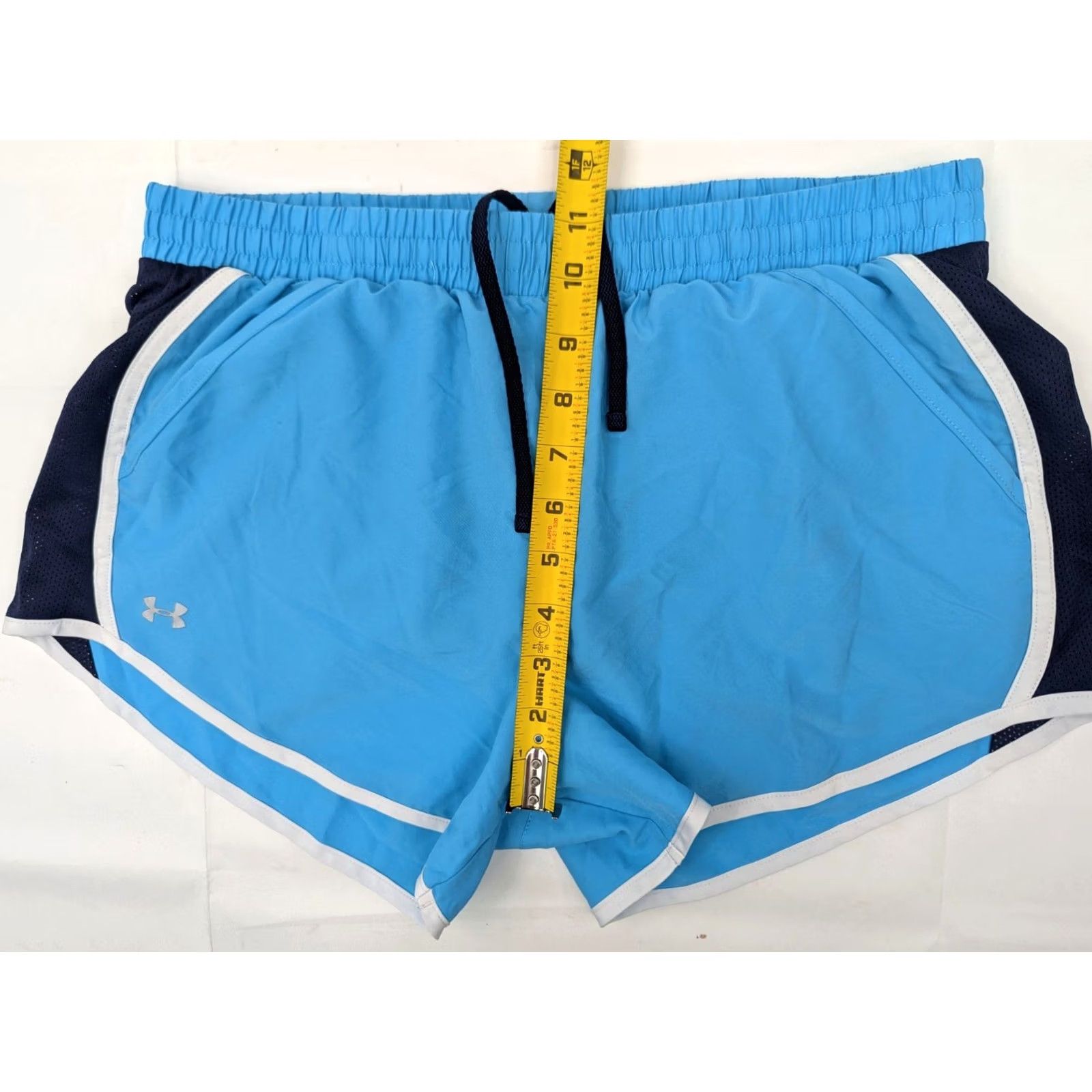 Under Armour Under Armour Athletic Shorts Women M Blue Aqua Insert Draw String Running (30x3) Size 32" / US 10 / IT 46 - 4 Thumbnail
