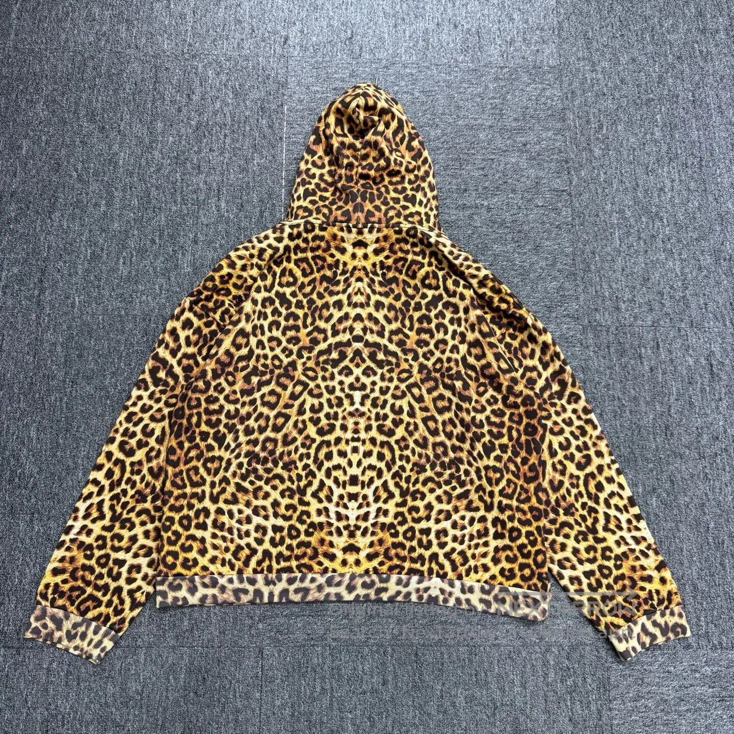 Celine CELINE Leopard print hooded hoodie| Size M / US 6-8 / IT 42-44 - 2 Thumbnail