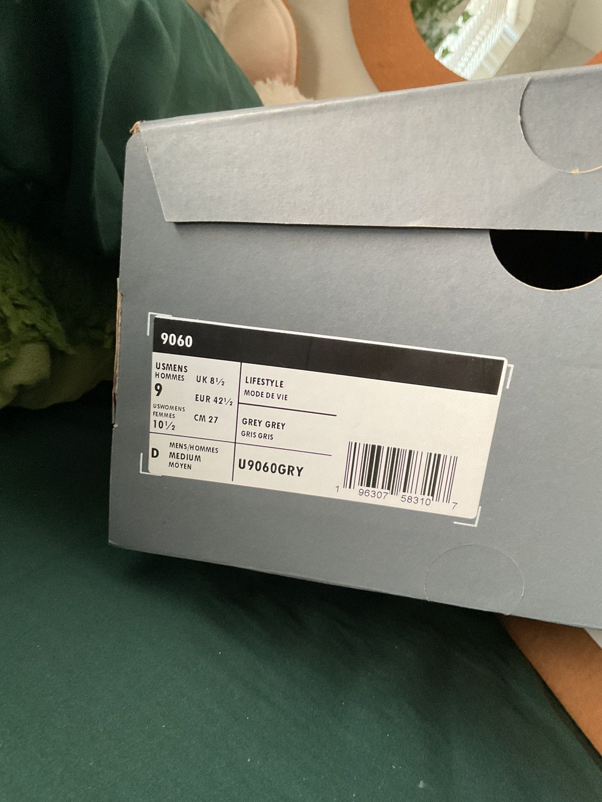 New Balance New Balance 9060 "Rain Cloud Grey" Size US 10.5 / IT 40.5 - 6 Thumbnail