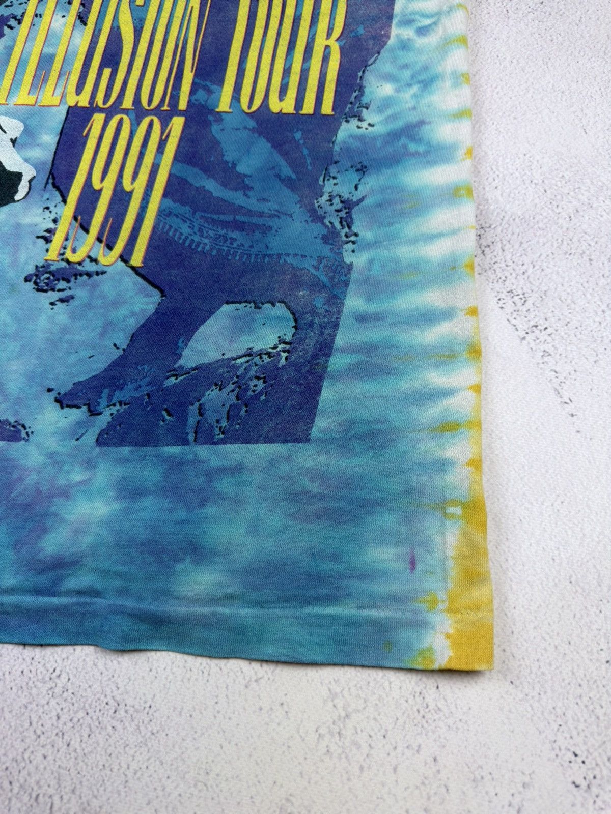 Liquid Blue 1991 Guns N' Roses Use Your Ilusion Tour Liquid Blue Tie Dye Size US XL / EU 56 / 4 - 16 Thumbnail