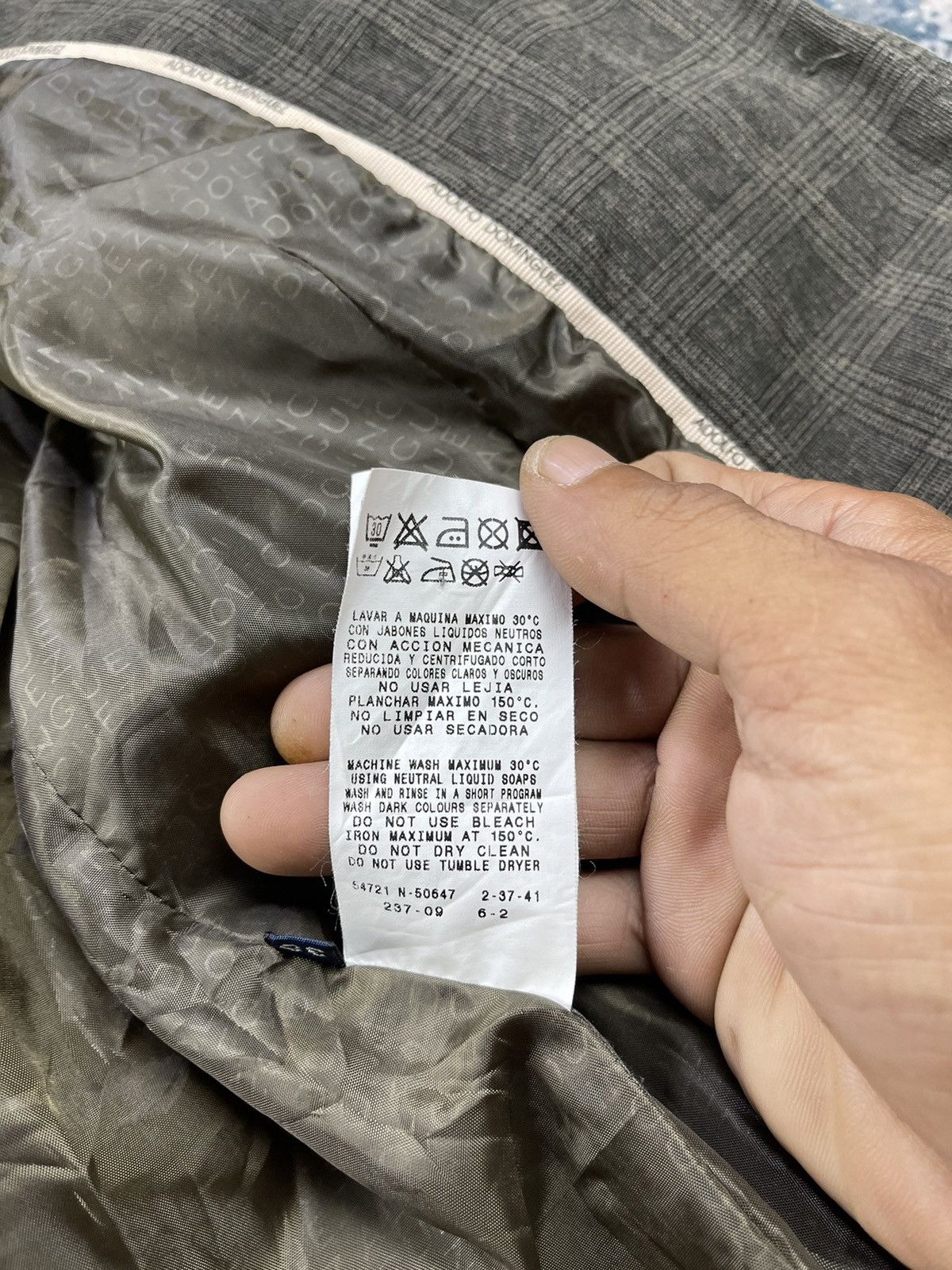 Adolfo Dominguez Adolfo Dominguez Checked Boucle Cut-Out Jackets Size XS / US 0-2 / IT 36-38 - 15 Thumbnail