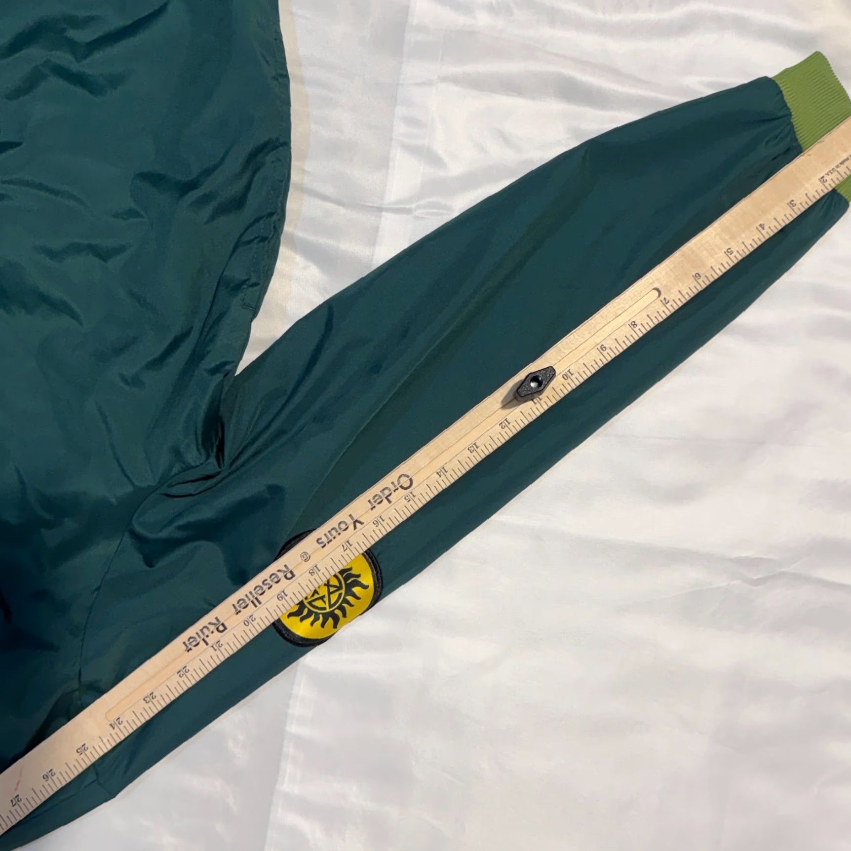 Vintage CultureFly Supernatural The Hunt Green Sheriff Bomber Jacket Windbreaker Jacket Mens S Green Satin Lightweight Casual Vintage: No Size US S / EU 44-46 / 1 - 6 Thumbnail