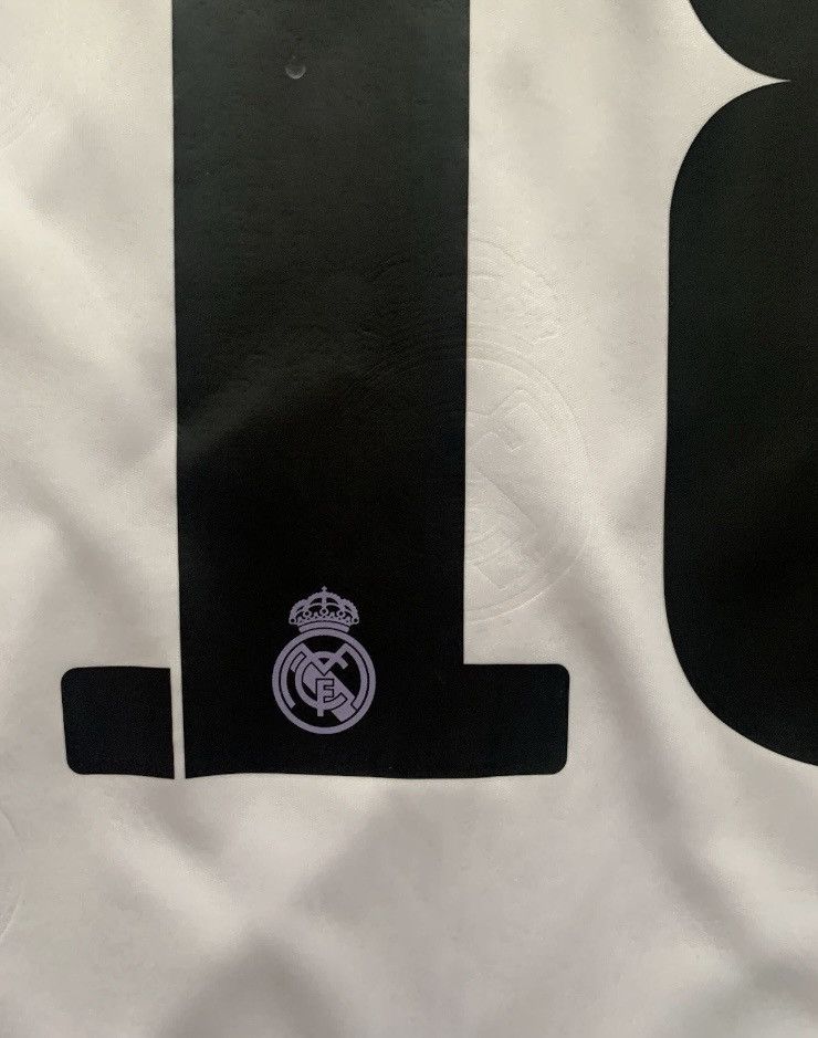 Adidas Jersey tchouameni real madrid Size US L / EU 52-54 / 3 - 3 Thumbnail