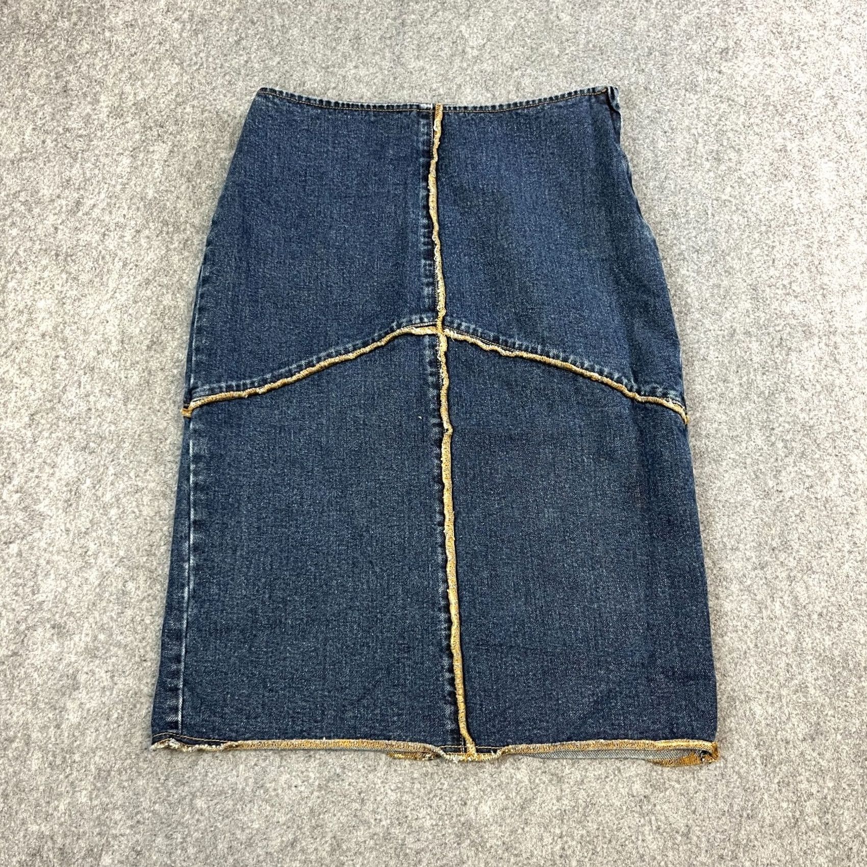 Tommy Hilfiger Tommy Hilfiger Womens Denim Skirt Knee Length W28 UK 8 Blue Vintage Cotton Skirt Womens Boys Girls Mens Size 30" / US 8 / IT 44 - 2 Thumbnail