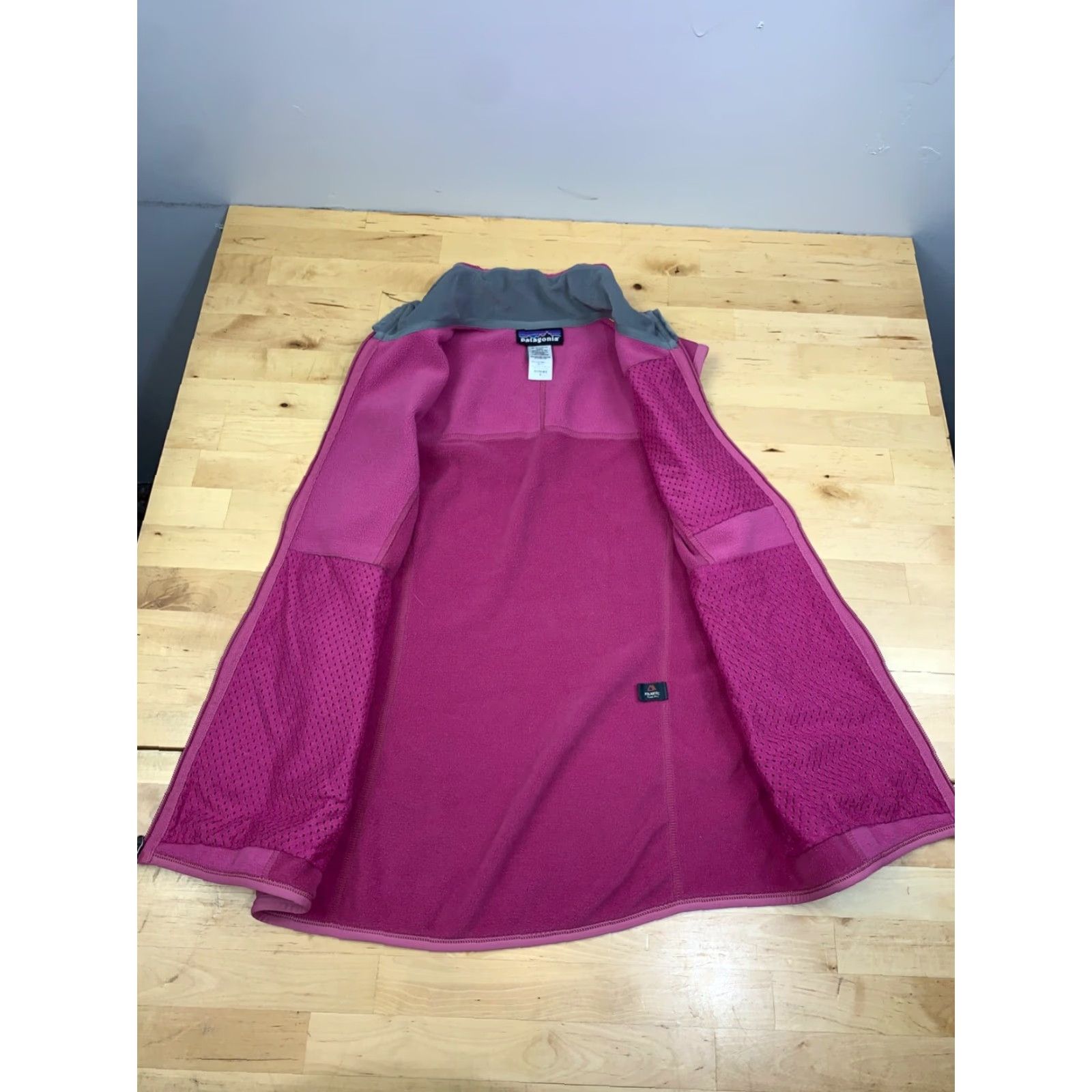 Patagonia Patagonia Piton Hybrid Vest Womens S Pink Outdoor Hiking Camping Size S / US 4 / IT 40 - 4 Thumbnail