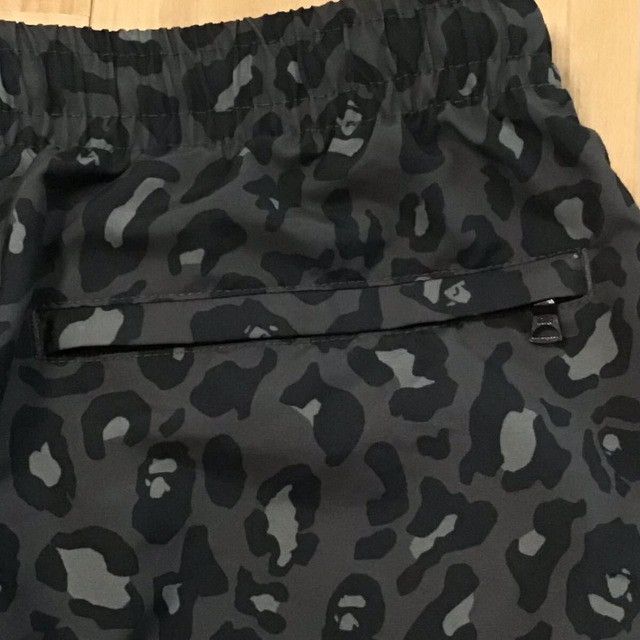Bape × Nigo BAPE Leopard camo nylon shorts a bathing ape NIGO ★size S Size US 30 / EU 46 - 5 Thumbnail