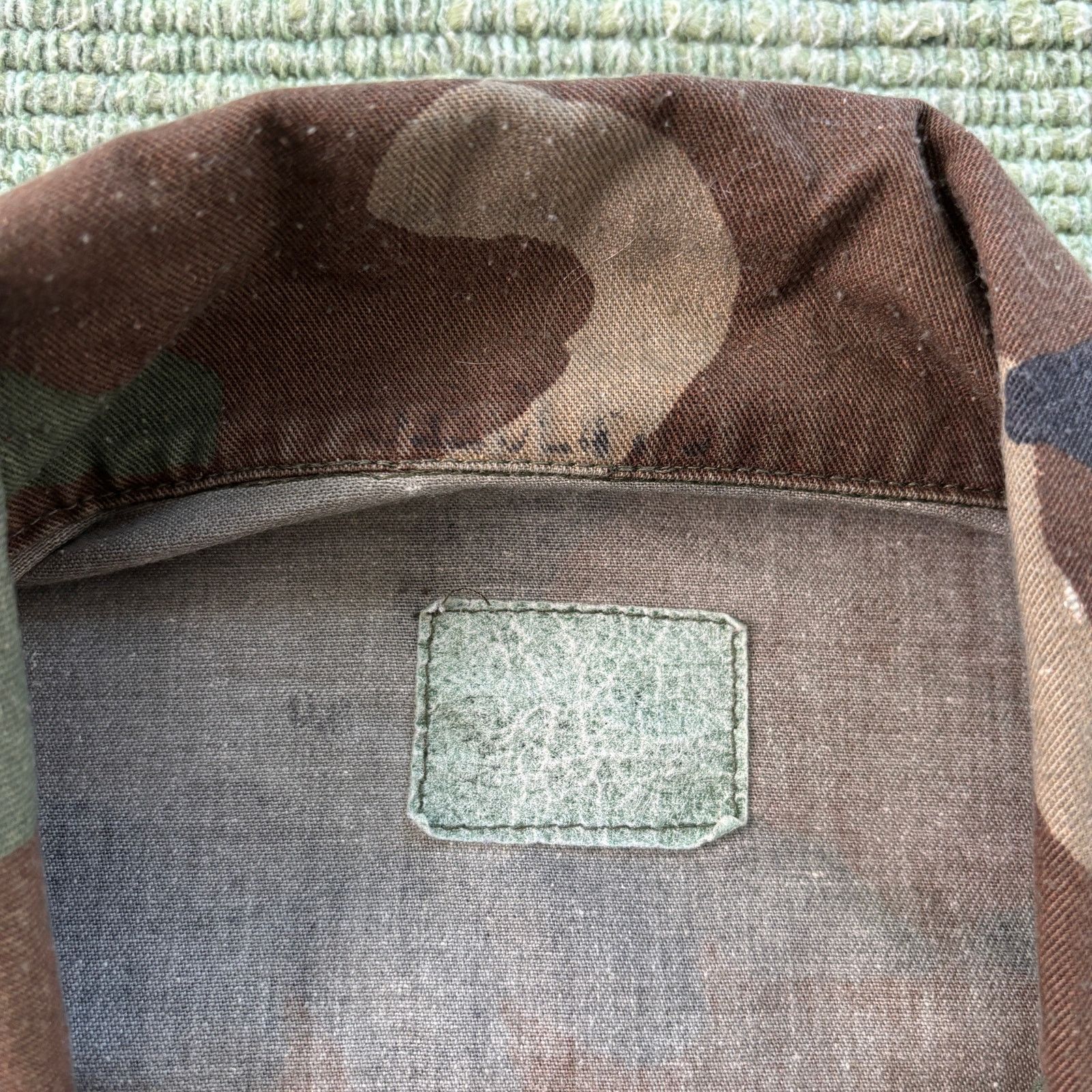 Vintage Vintage camo USMC four pocket field jacket size M/L AS-IS Size US L / EU 52-54 / 3 - 5 Thumbnail