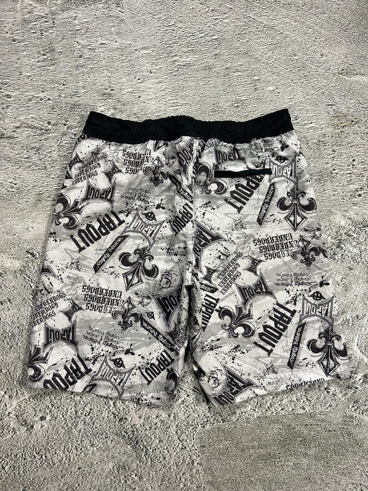 Tapout × Vintage Tapout shorts vintage full print big logo boxing white black Size US 30 / EU 46 - 9 Thumbnail