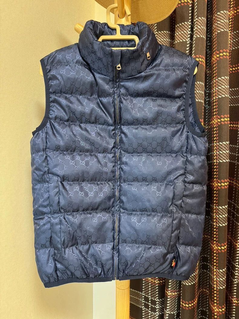 Gucci Logo Puffer Vest with Hood-2506