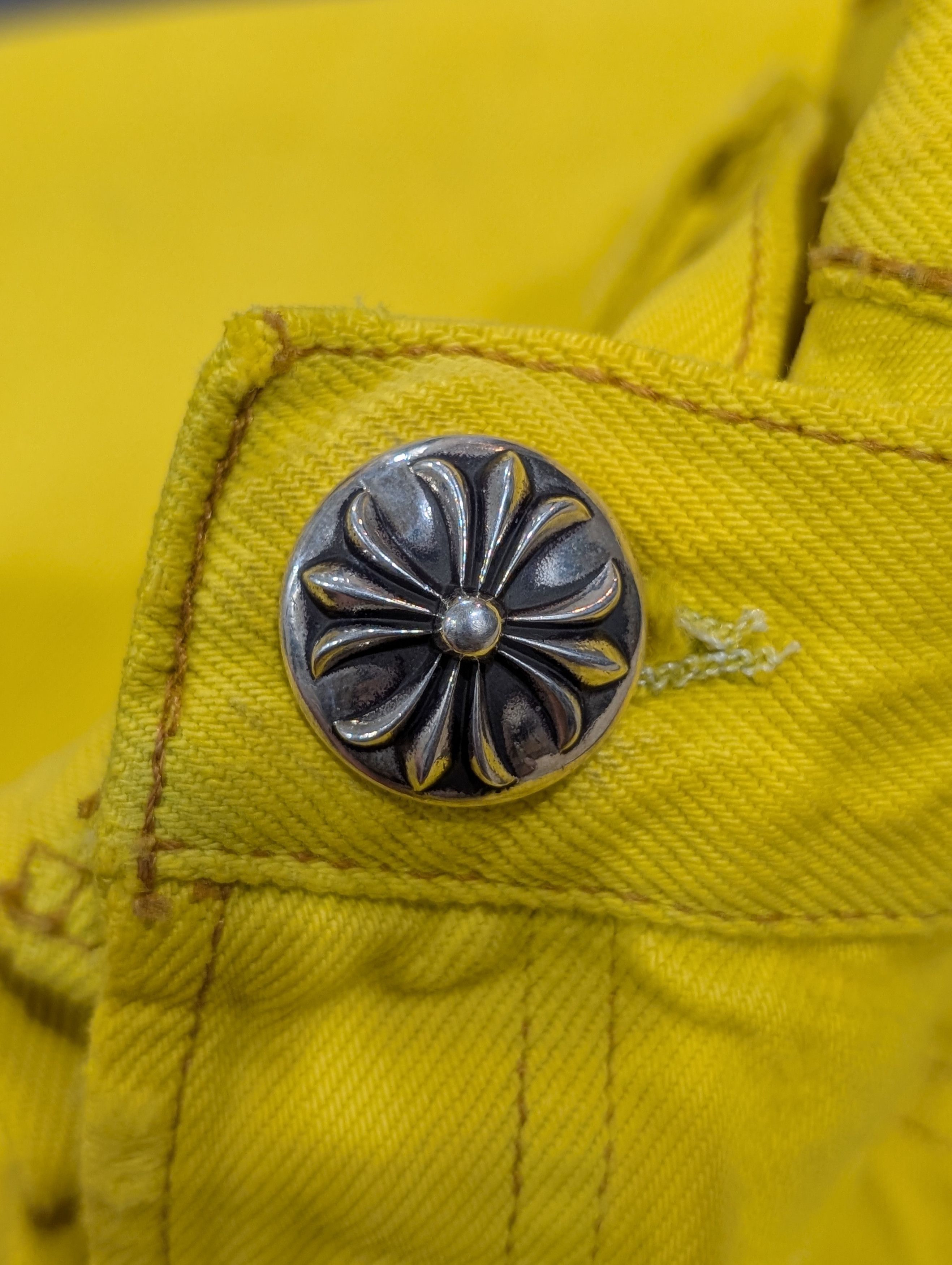 Chrome Hearts Chrome Hearts 2025 Yellow Vegas Cross Patch Levis Jeans Size US 38 / EU 54 - 15 Thumbnail
