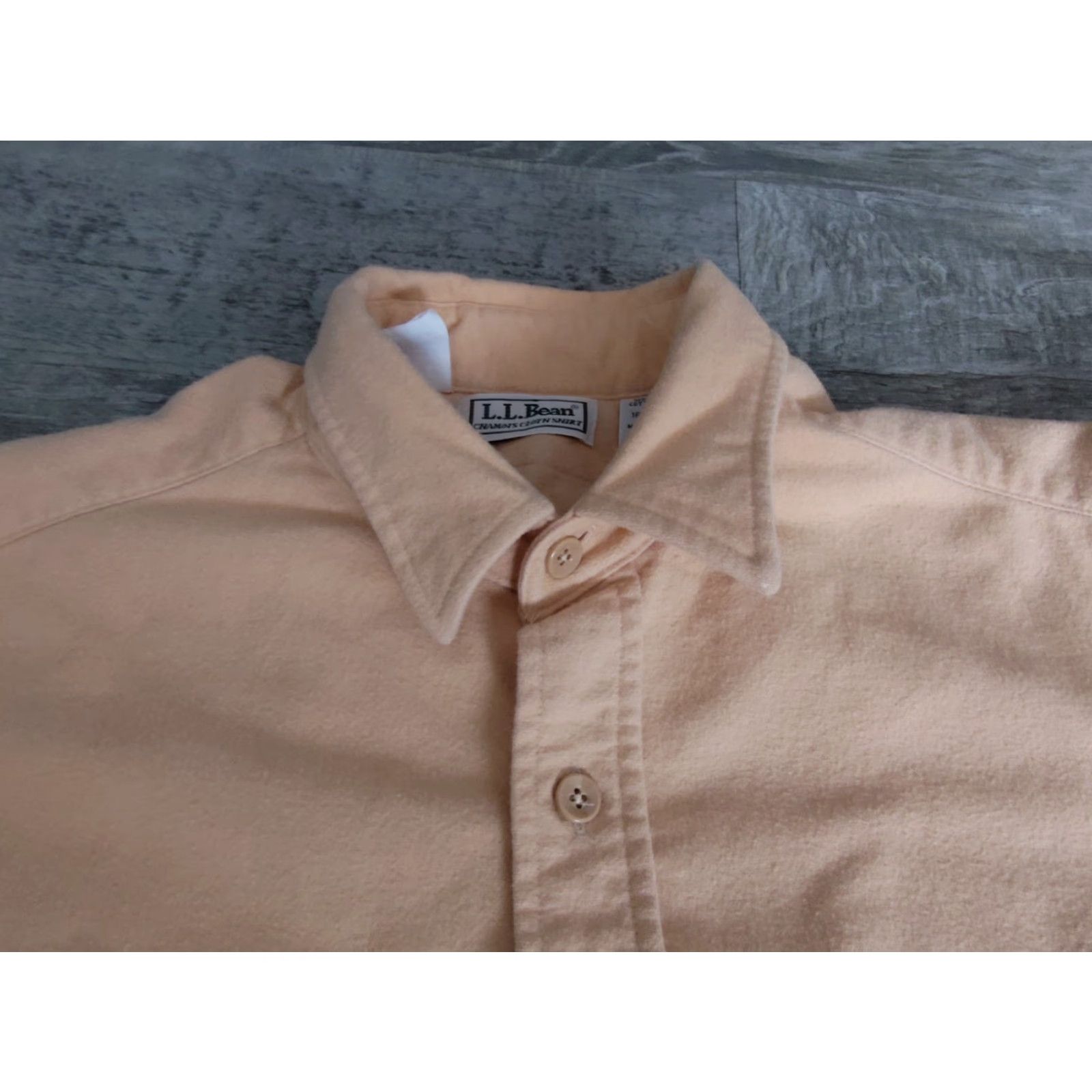 Vintage VINTAGE LL Bean Chamois Shirt Men's 16.5 Peach Cotton Long Sleeve Double Pocket USA Made Casual Formal Workwear Size US L / EU 52-54 / 3 - 7 Thumbnail