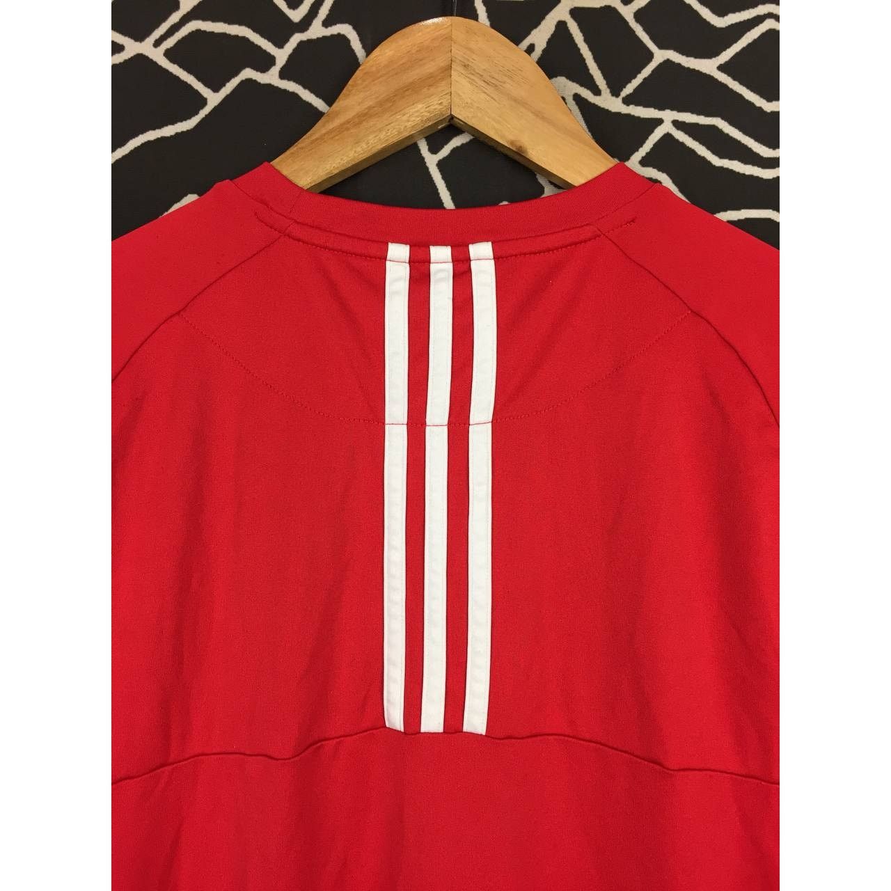 Adidas × Vintage Adidas Small Logo Short Sleeve Sportswear Jersey Size US S / EU 44-46 / 1 - 10 Thumbnail