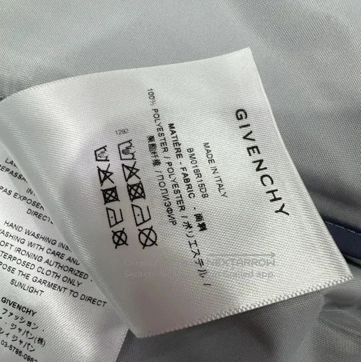 Givenchy Givenchy SS24 Letter Print Zip Hooded Windbreaker. Size US M / EU 48-50 / 2 - 4 Thumbnail