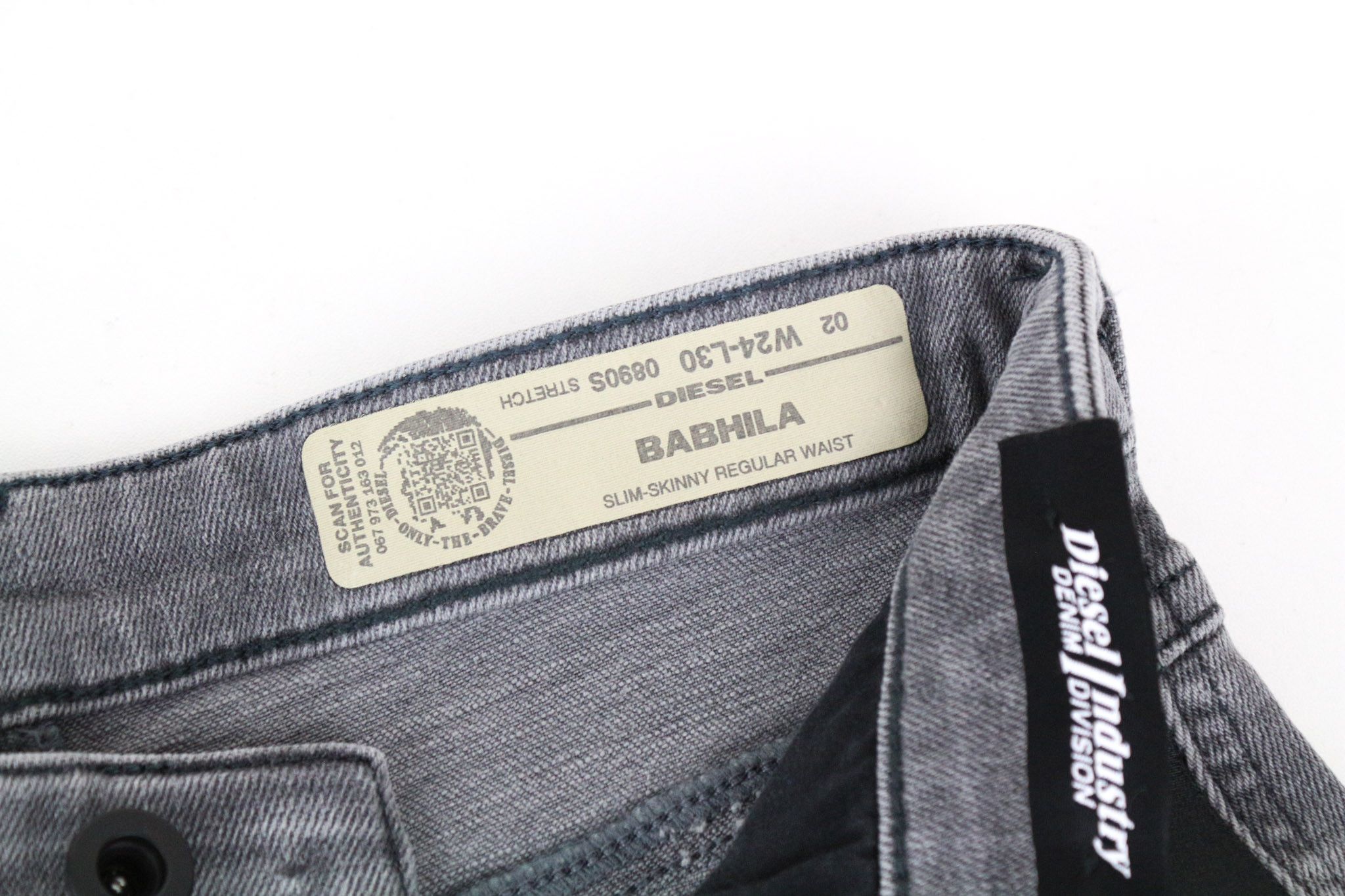 Diesel BABHILA 0890S W24/L30 Grey Stretch Buttoned Jeans 69900 Size 24" / US 00 / IT 34 - 6 Thumbnail