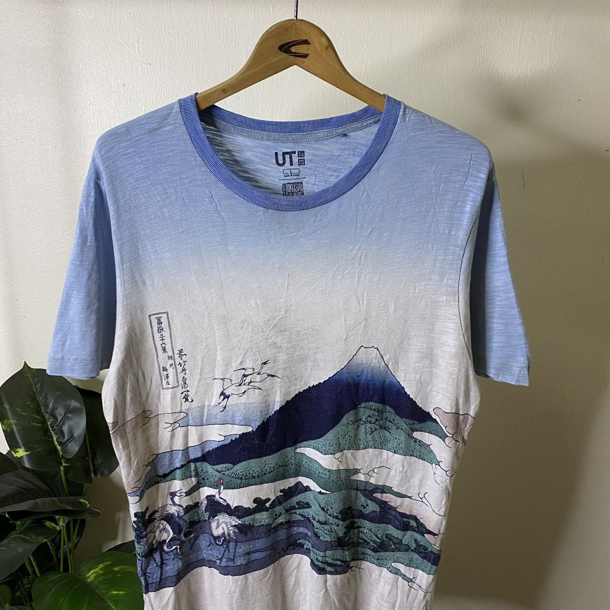Vintage Japanese Ancient Artwork Hokusai Blue Collaboration T Shirt Size US M / EU 48-50 / 2 - 2 Thumbnail