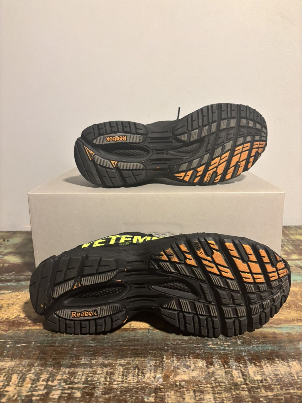 Designer × Reebok × Vetements Vetements spike runner 200 Size US 8 / EU 41 - 5 Thumbnail