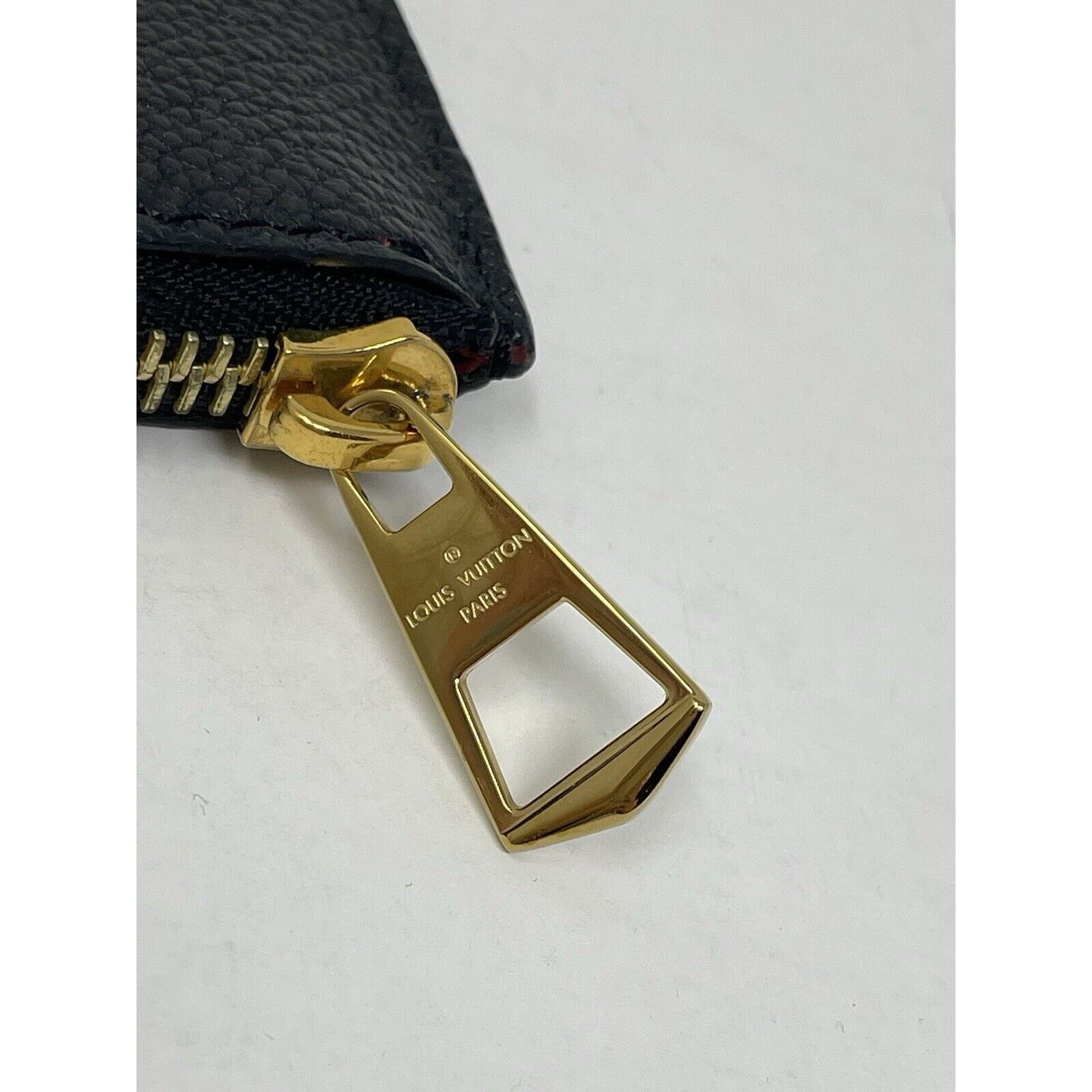 Louis Vuitton Louis Vuitton Empreinte pouch Size ONE SIZE - 10 Thumbnail