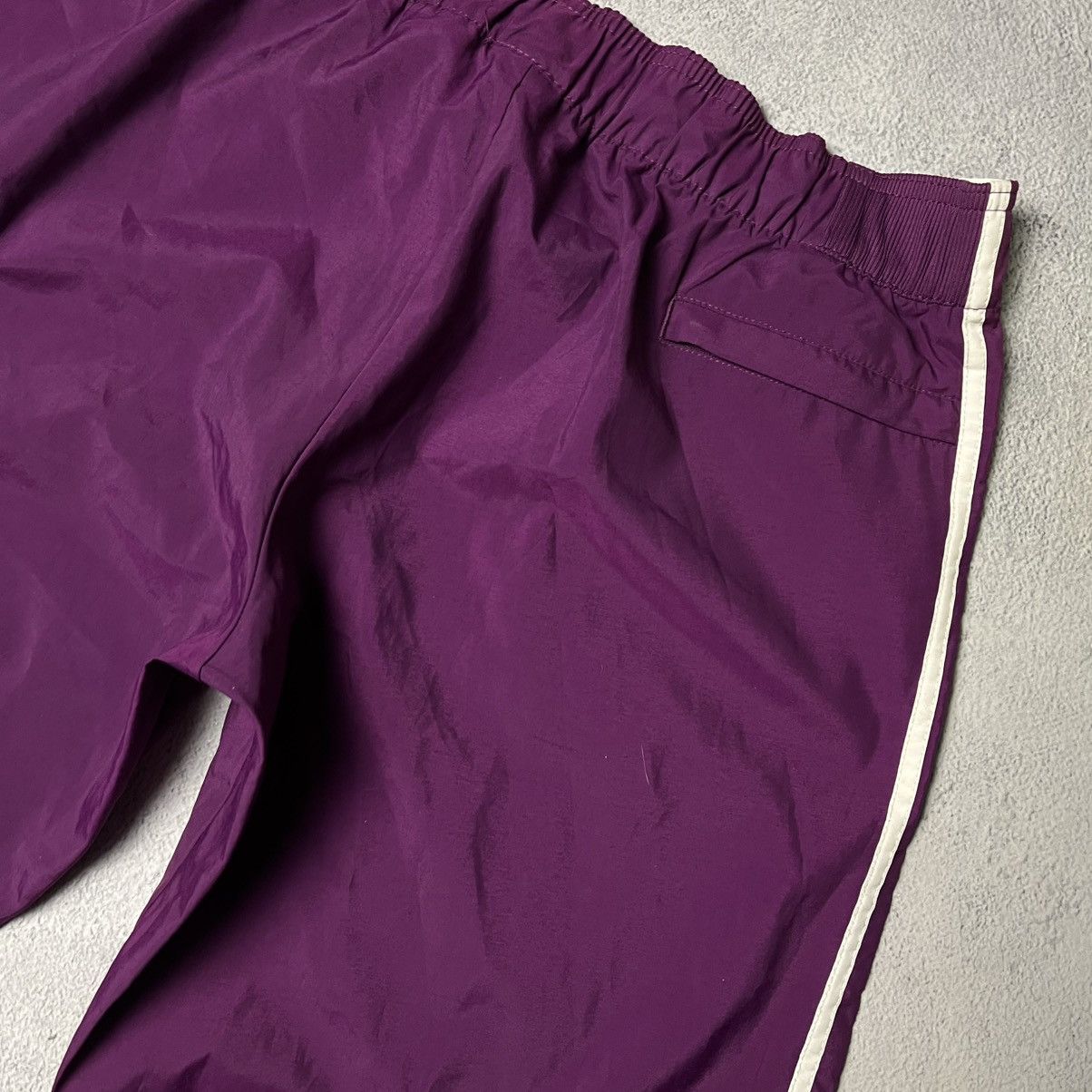 Nike Vintage Nike Old School 00`s y2k Nylon Sweatpants Size US 35 - 12 Thumbnail