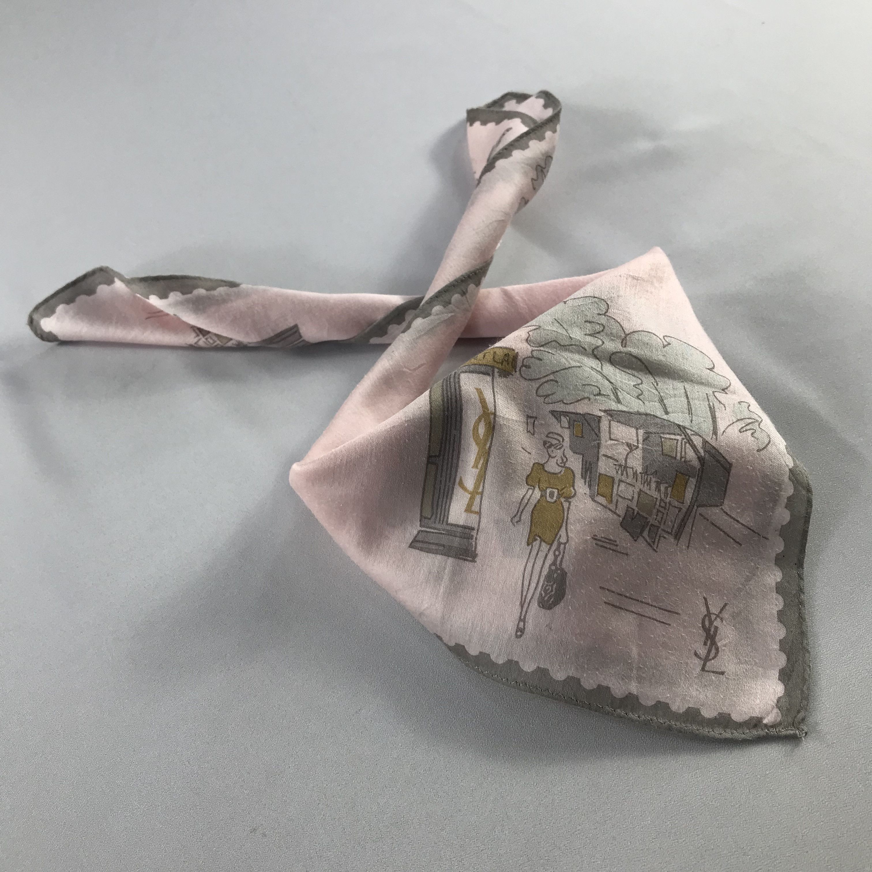 Yves Saint Laurent Yves Saint Laurent Handkerchief / Bandana / Neckerchief C678 Size ONE SIZE - 2 Thumbnail