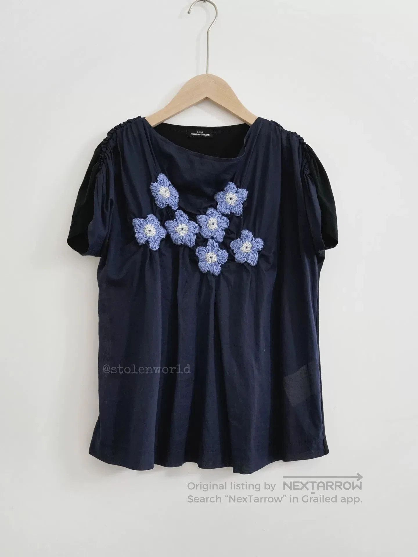 Tricot Comme des Garcons navy flower embroidered top. Size M / US 6-8 / IT 42-44 - 1 Thumbnail